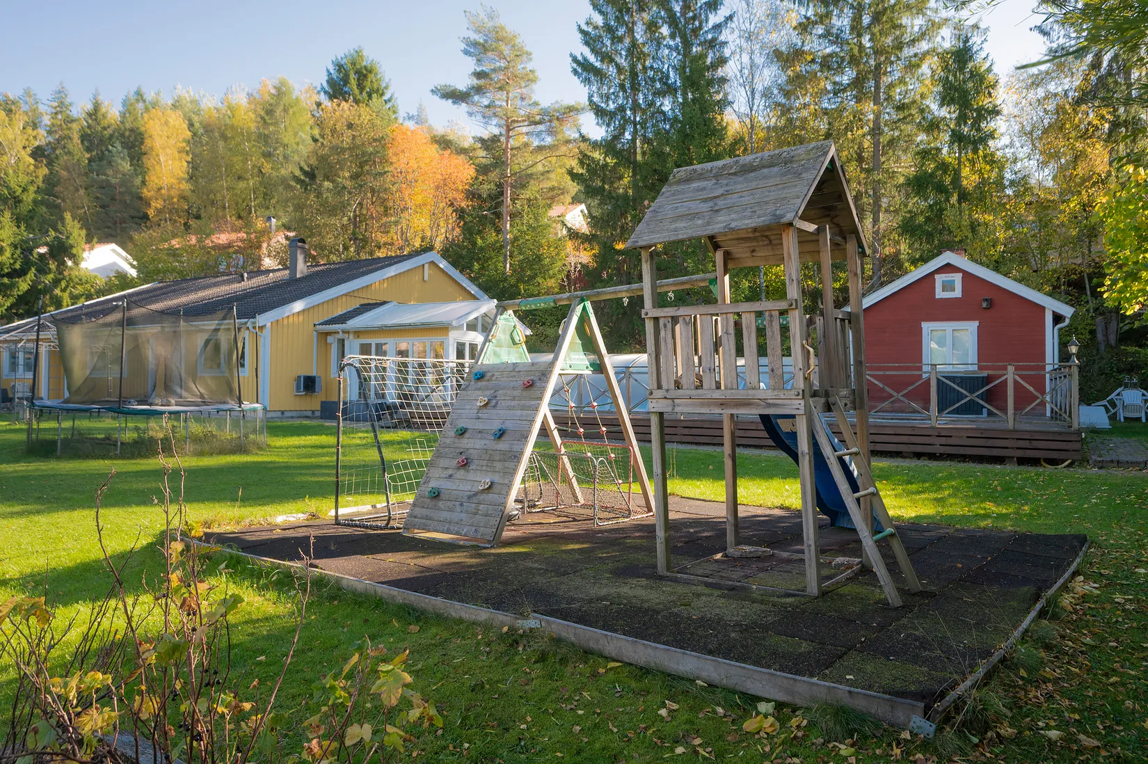 Villa, Strandvägen 27, Uttran, Botkyrka