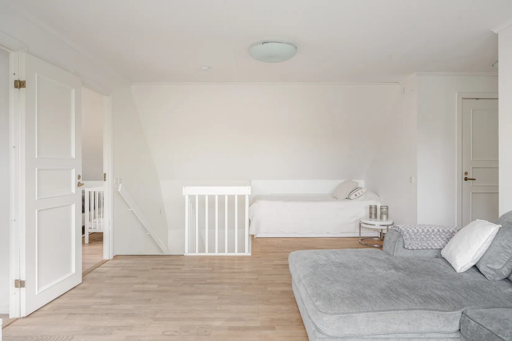 Villa, LOBACKEN 4, Skarpäng, Täby