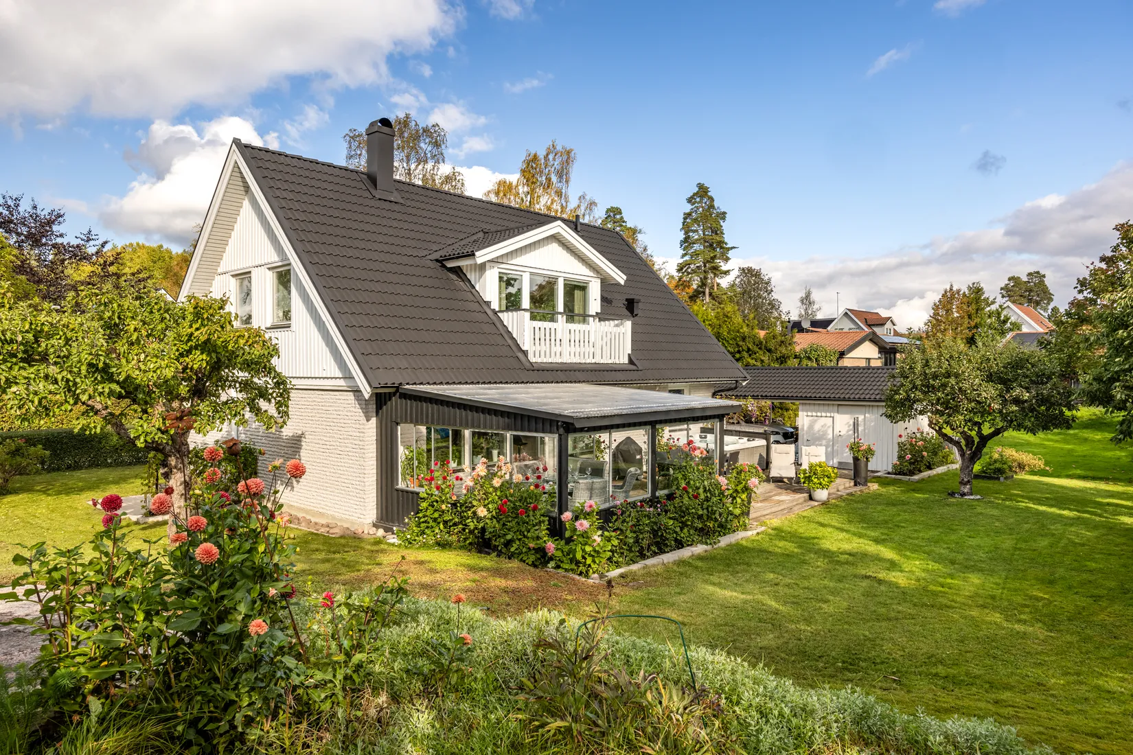 Villa, LOBACKEN 4, Skarpäng, Täby
