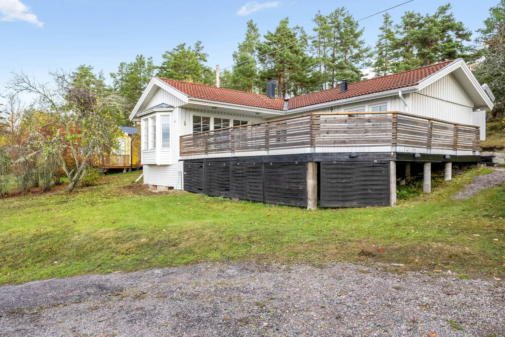 Villa, Kömneviksvägen 9, Kömnevik vid sjön Yxningen, Valdemarsvik