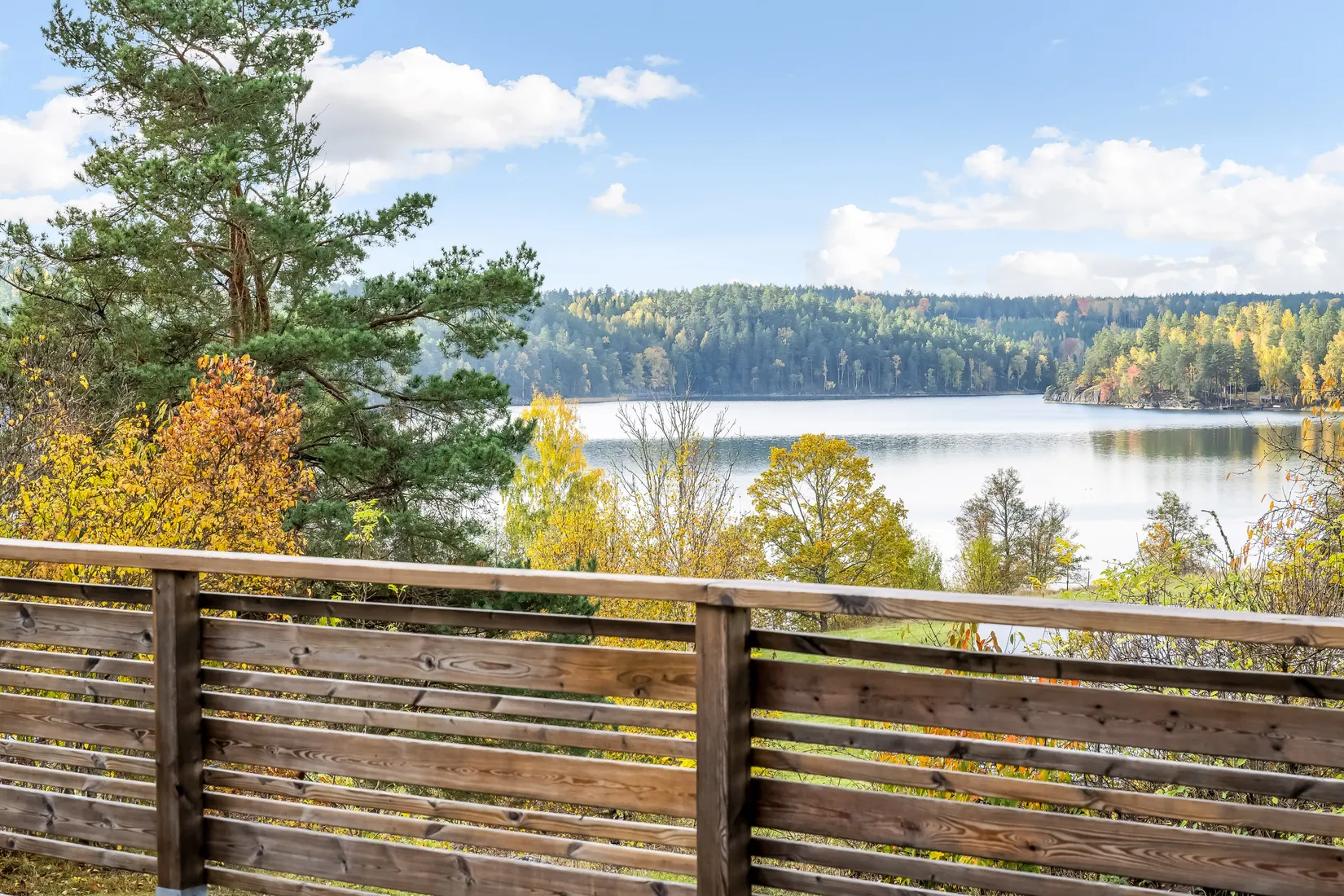 Villa, Kömneviksvägen 9, Kömnevik vid sjön Yxningen, Valdemarsvik