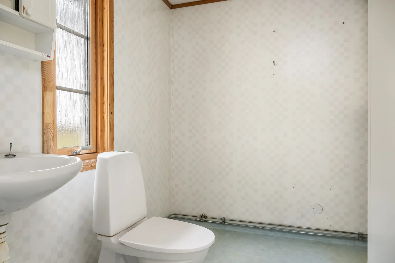 Villa, Kömneviksvägen 9, Kömnevik vid sjön Yxningen, Valdemarsvik
