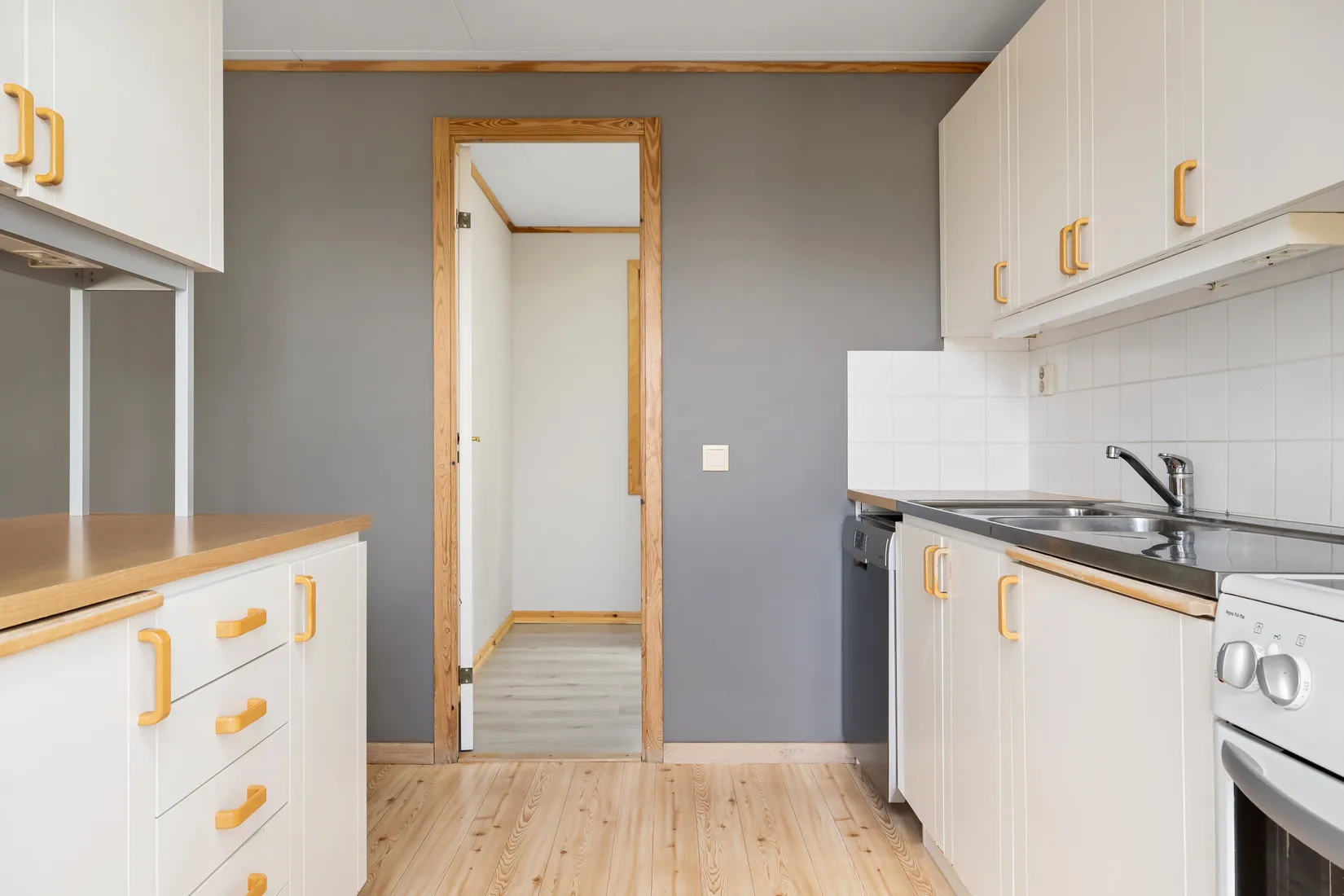 Villa, Kömneviksvägen 9, Kömnevik vid sjön Yxningen, Valdemarsvik