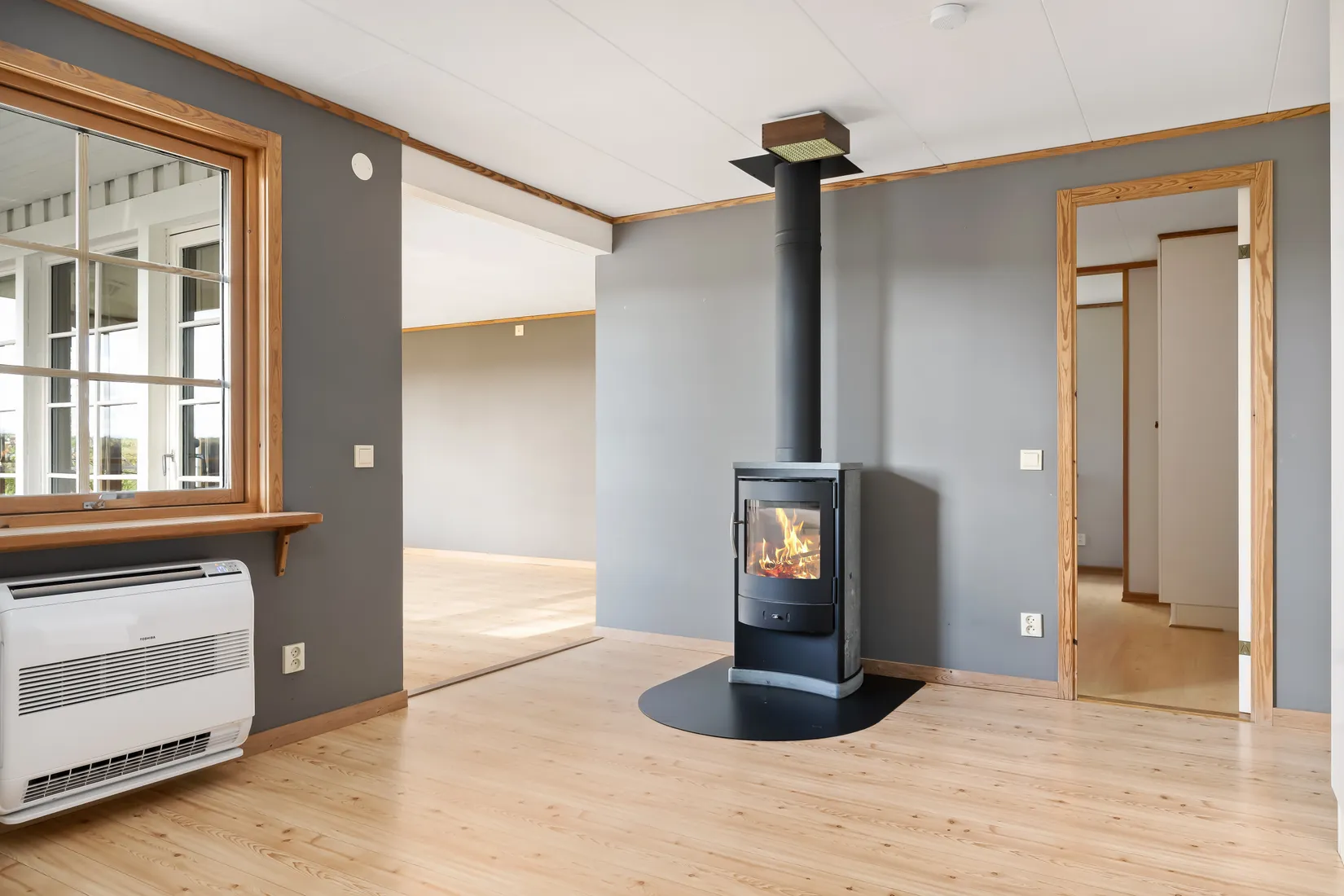 Villa, Kömneviksvägen 9, Kömnevik vid sjön Yxningen, Valdemarsvik