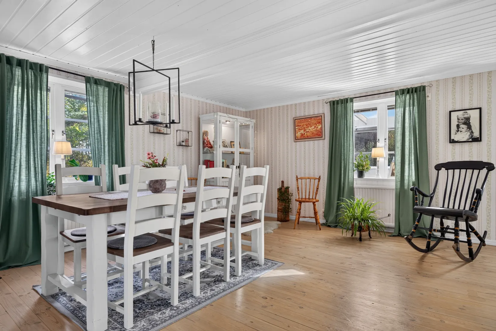Gård/Skog, Dunsjö 240, Askersund