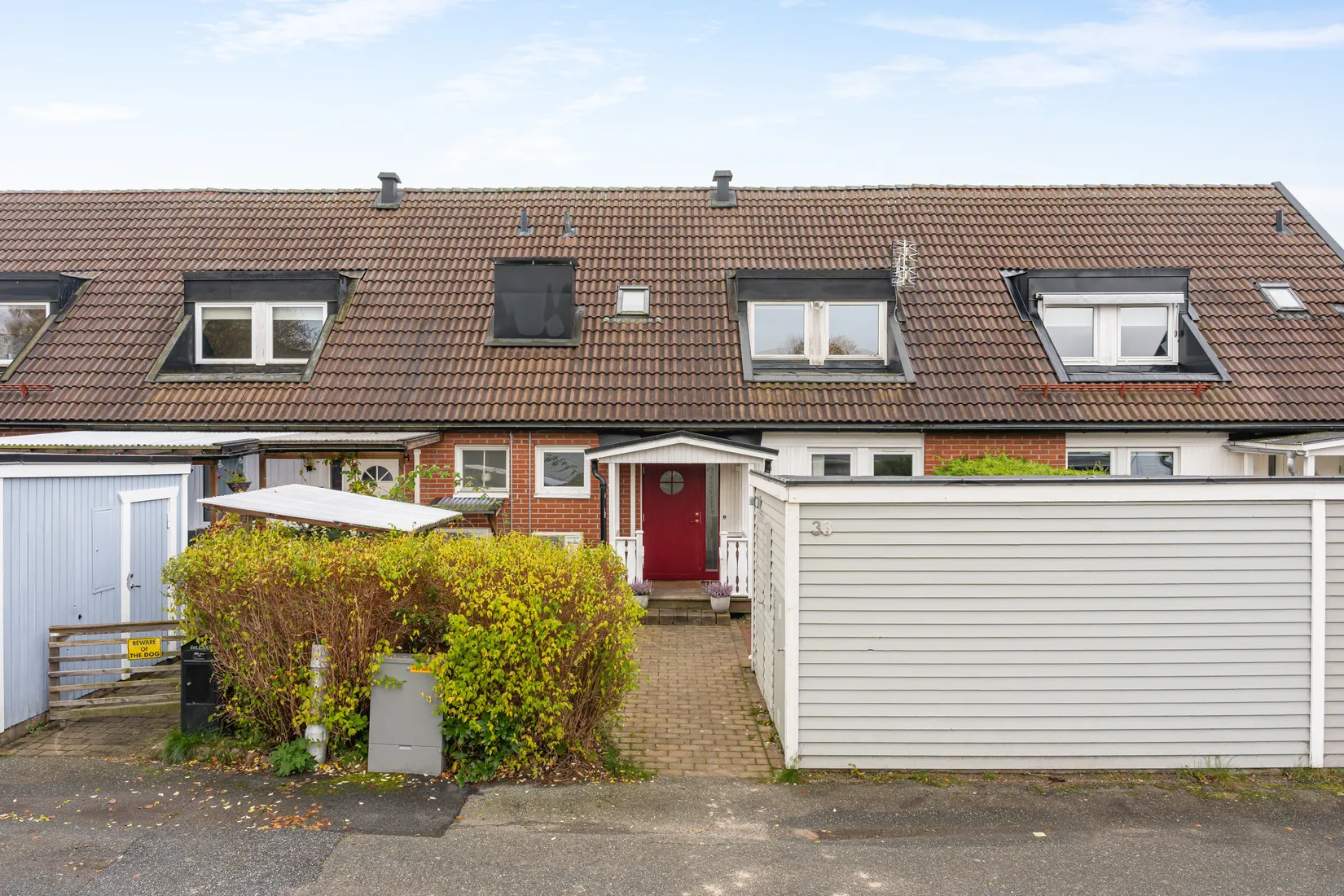 Radhus, Stinsvägen 33, Hovsta, Örebro
