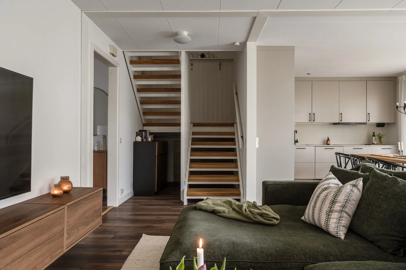 Radhus, Stinsvägen 33, Hovsta, Örebro