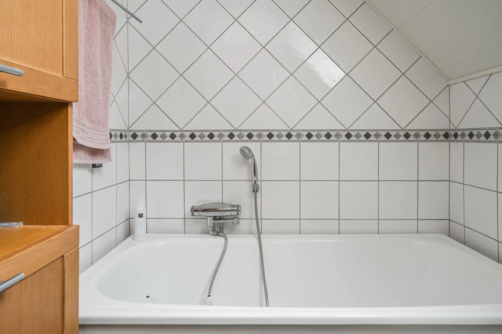 Radhus, Axel Swartlings gata 200, Klockaretorpet, Norrköping