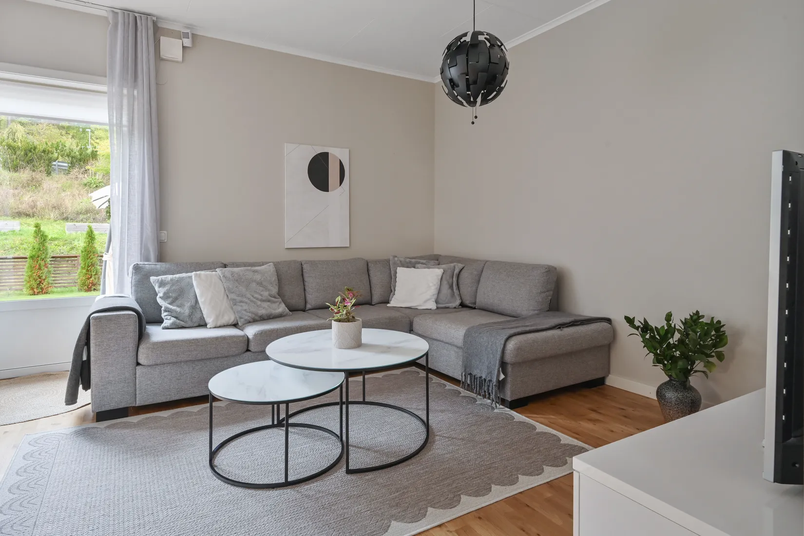 Radhus, Frisells gata 2D, Sanda Ängar, Upplands Väsby