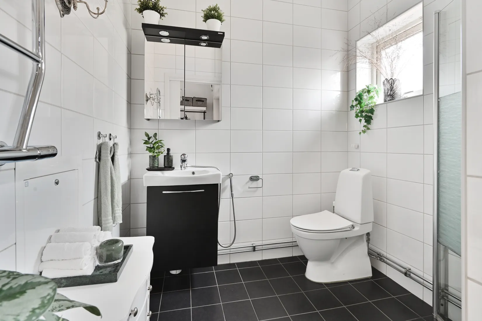 Radhus, Frisells gata 2D, Sanda Ängar, Upplands Väsby