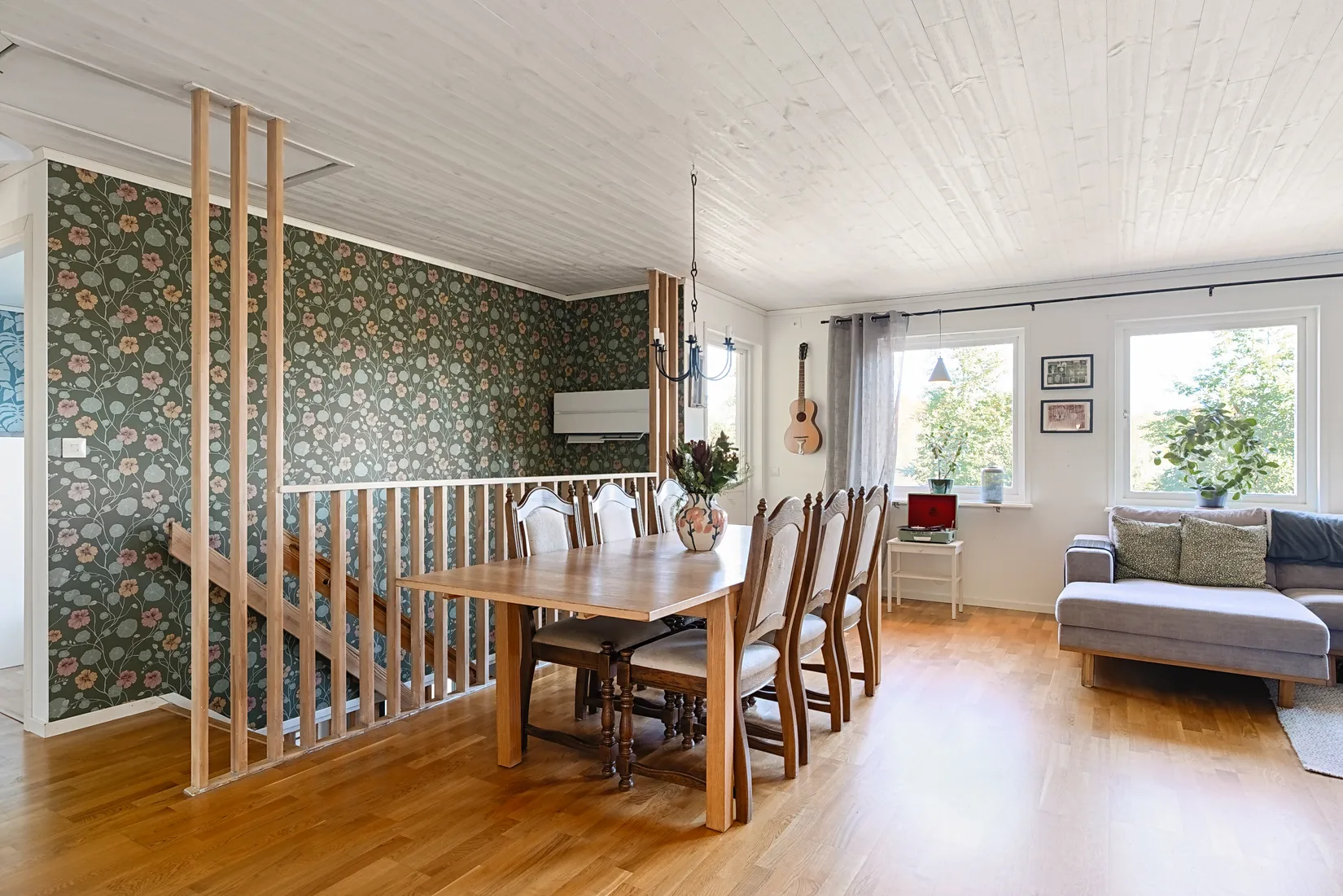 Villa, Hällbyvägen 33, Hällby, Eskilstuna