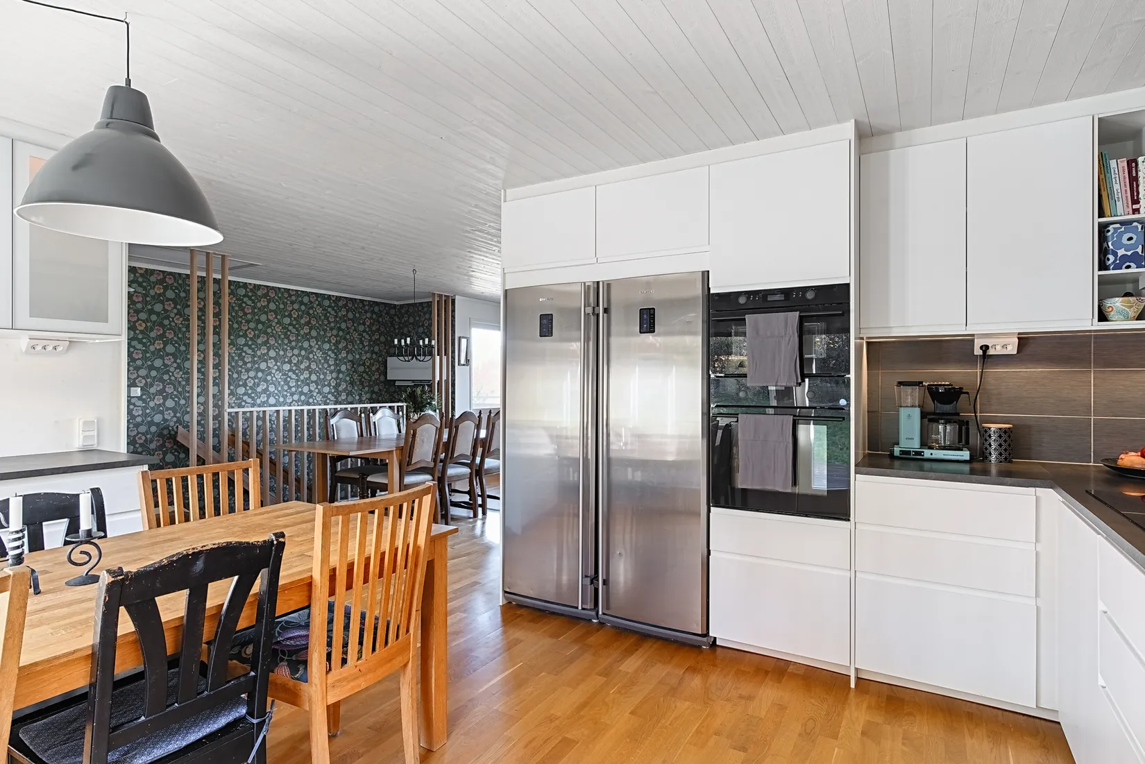 Villa, Hällbyvägen 33, Hällby, Eskilstuna