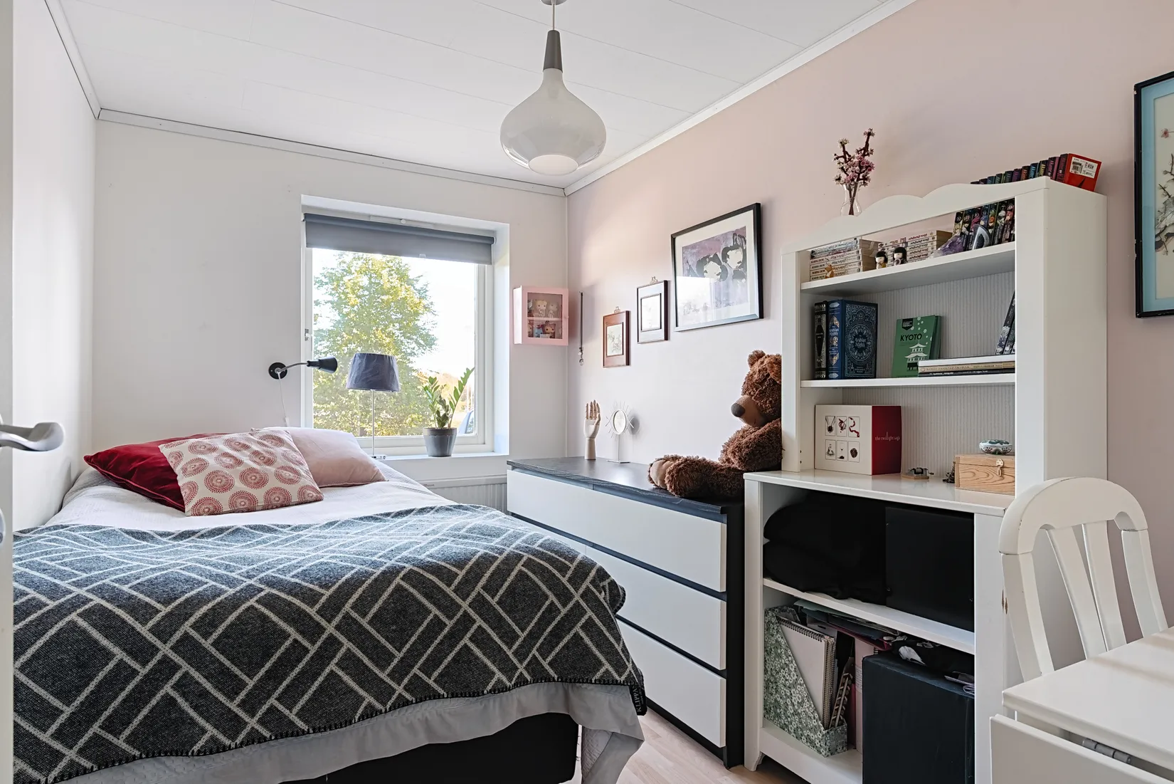 Villa, Hällbyvägen 33, Hällby, Eskilstuna