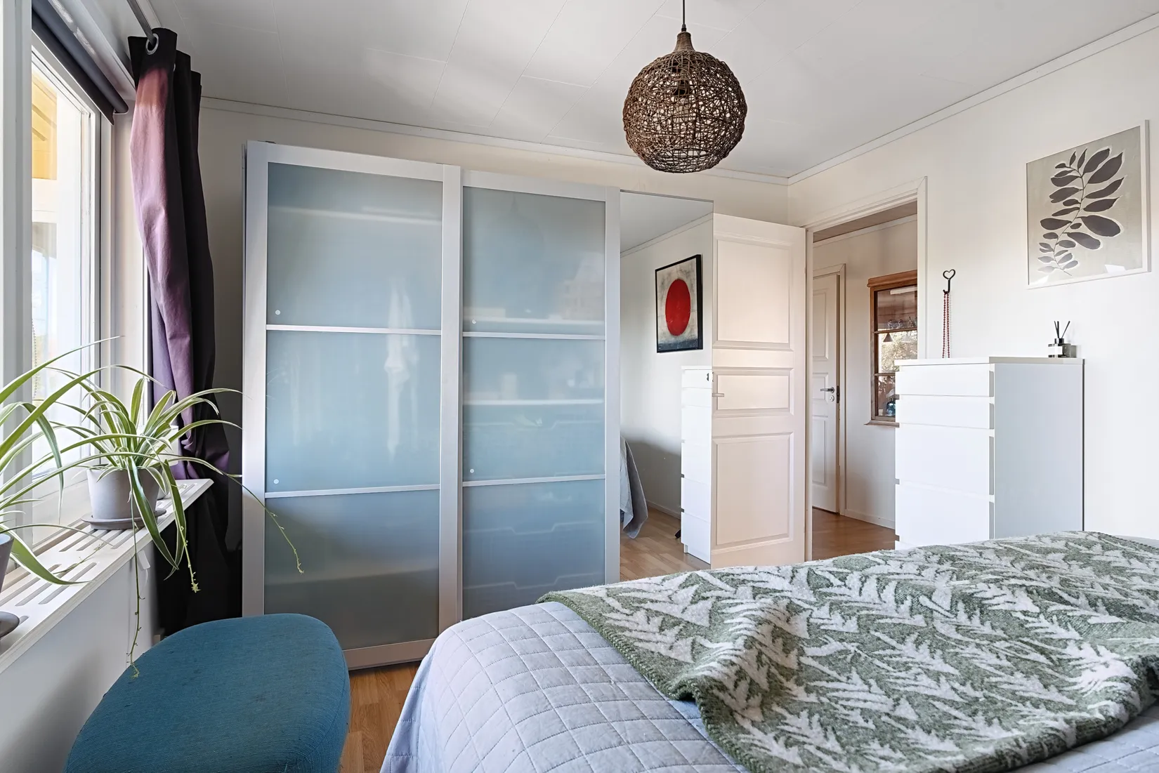 Villa, Hällbyvägen 33, Hällby, Eskilstuna