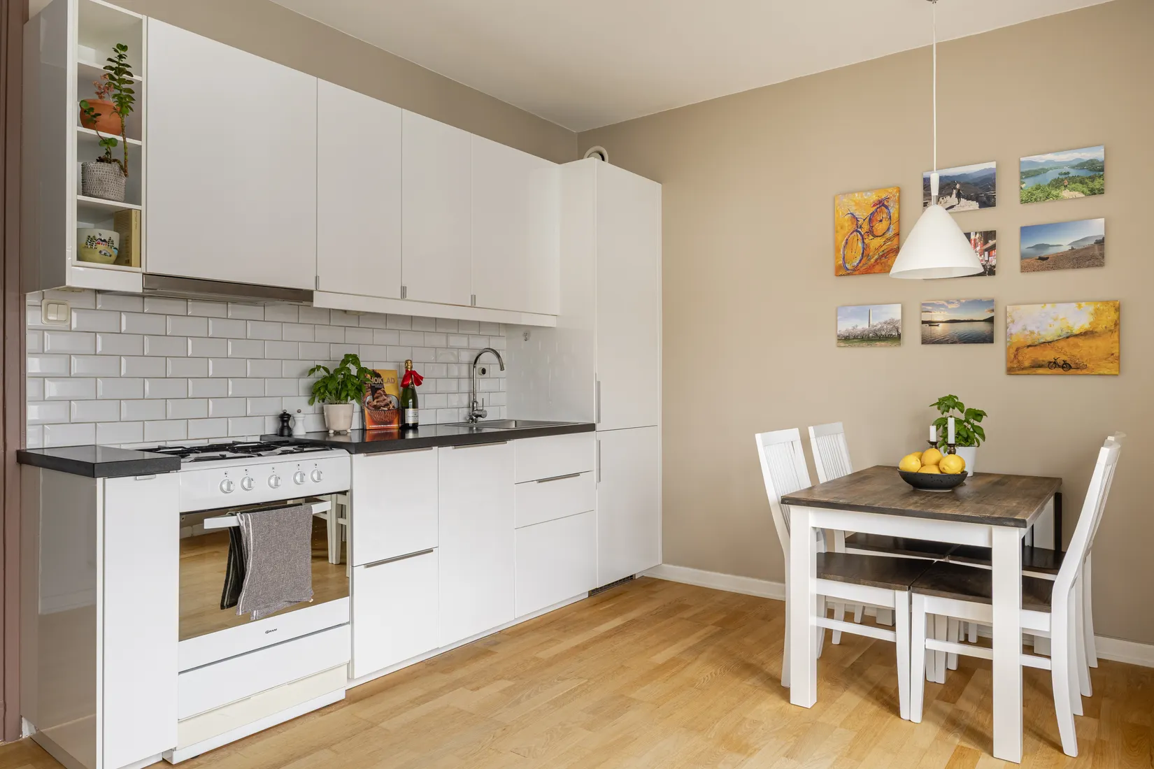 Bostadsrätt, Sareksvägen 14, vån 3 av 3!, Bromma - Traneberg, Stockholm