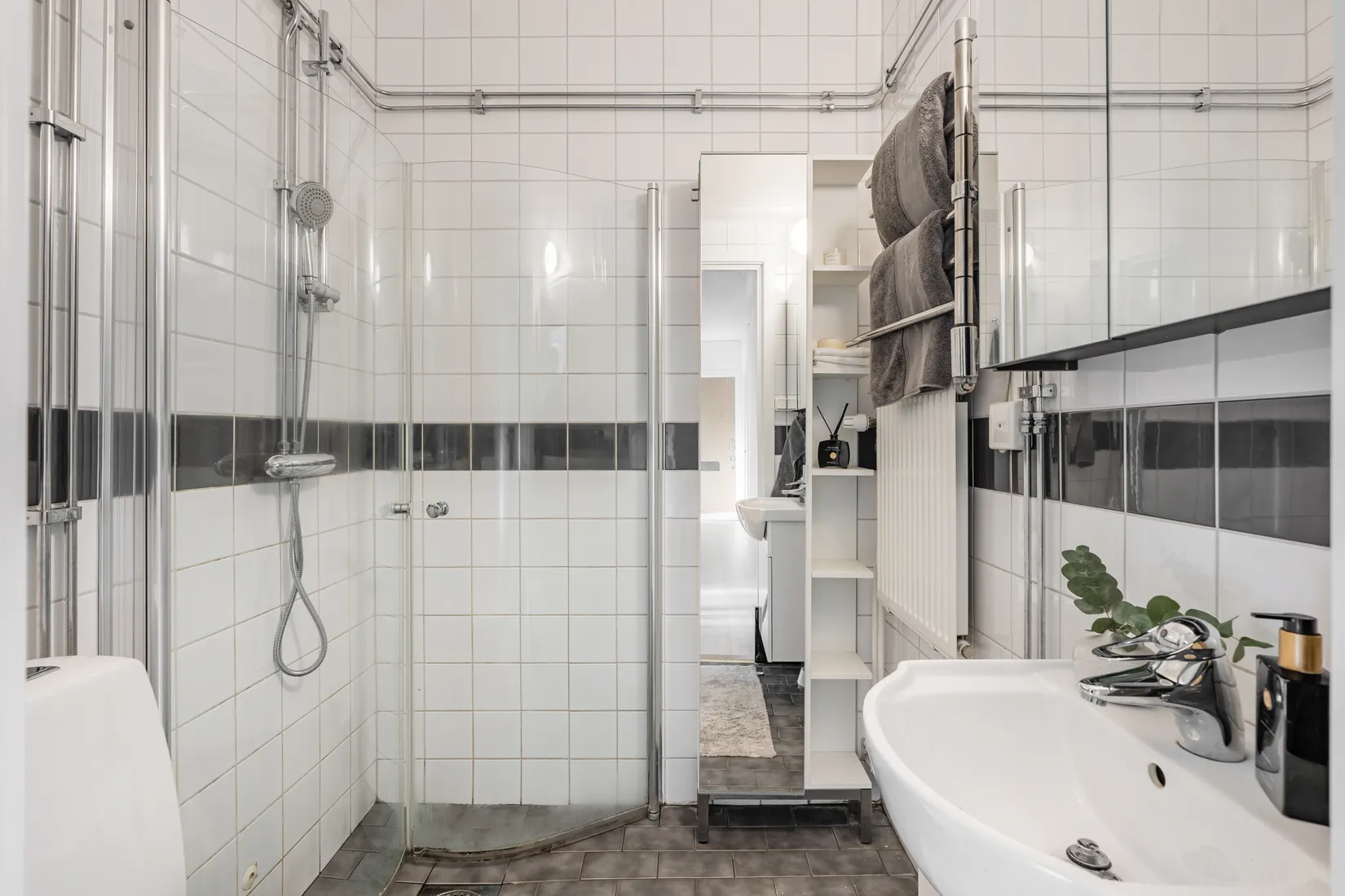 Bostadsrätt, SLOTTSVÄGEN 6, Näsbypark, Täby