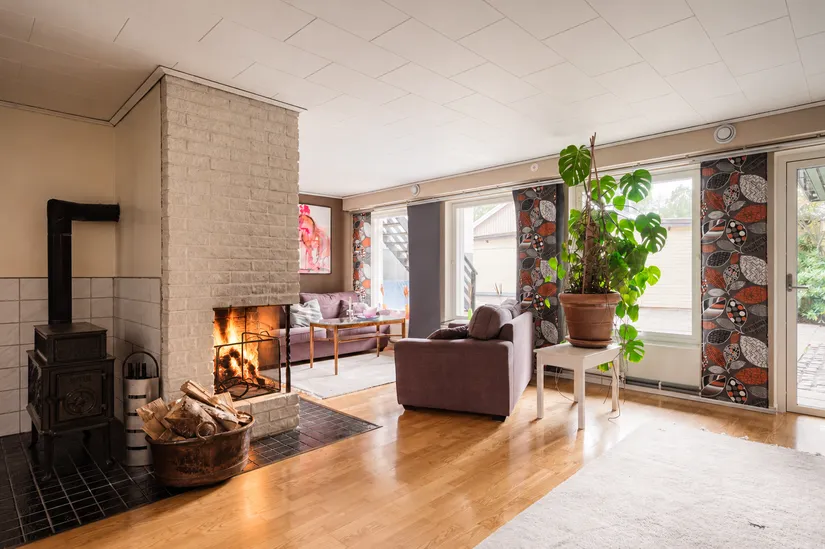 Villa, Korsängsvägen 5, Kungsängen/Centrum, Upplands-Bro