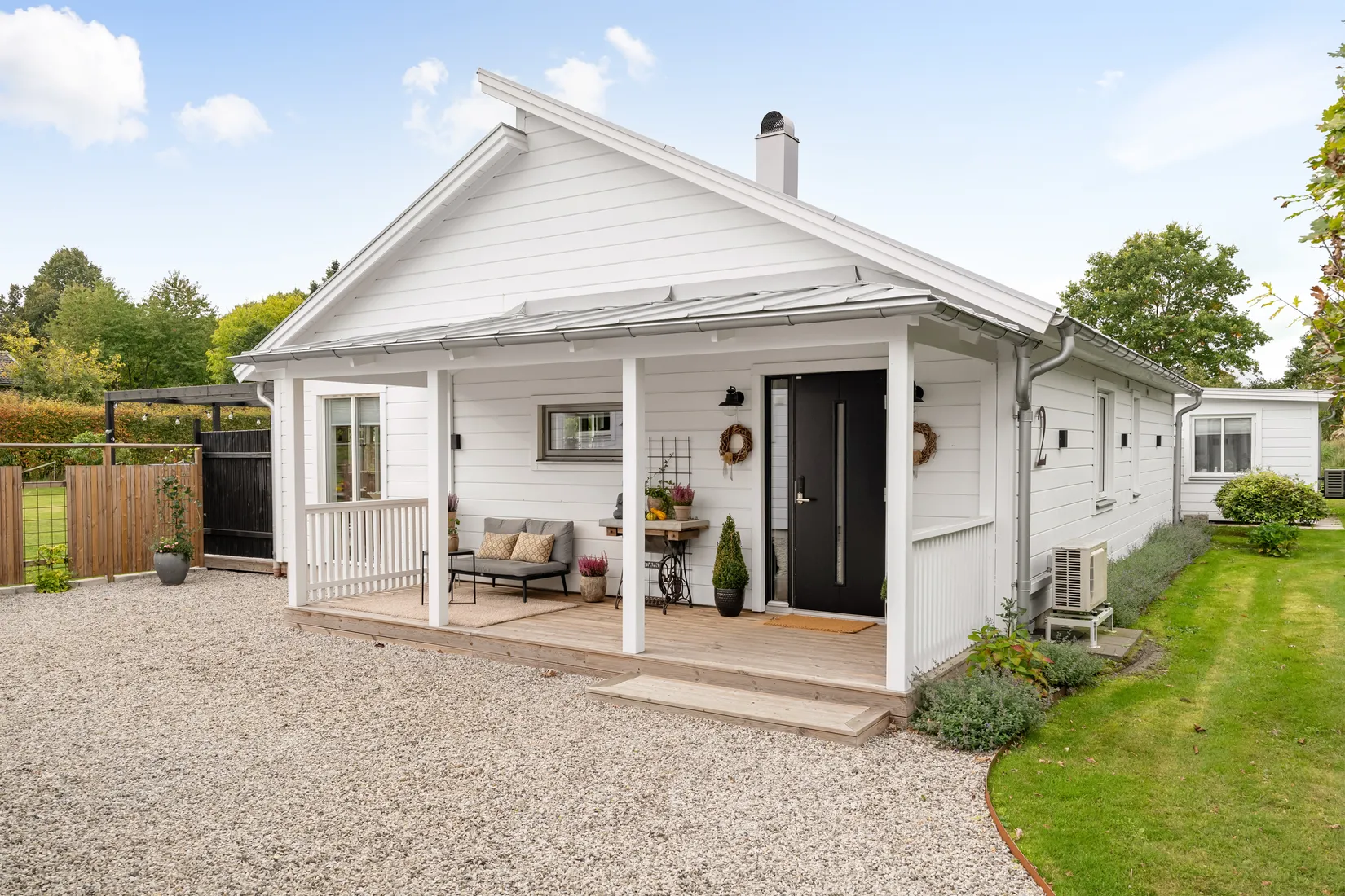 Villa, Schönströms väg 2, Gyllebo, Simrishamn