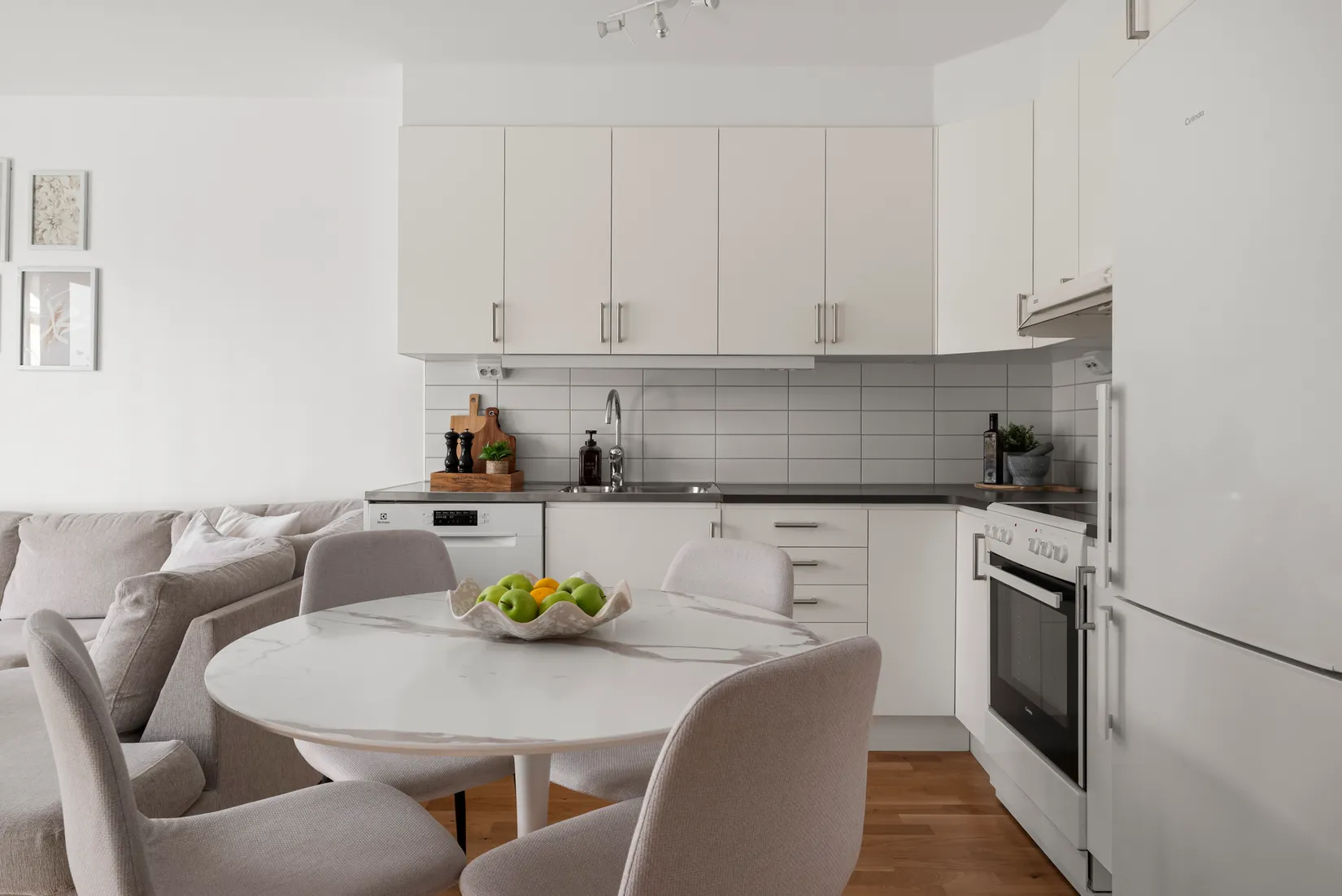 Bostadsrätt, Rabattvägen 44, vån 3, Johannelunds Trädgårdsstad, Stockholm
