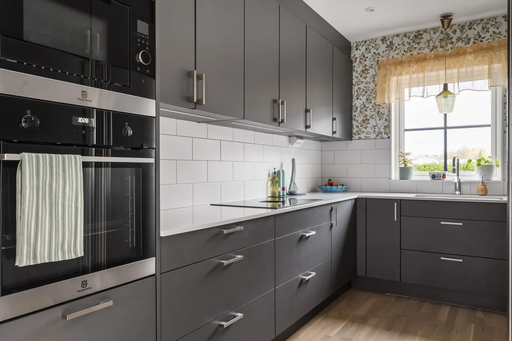 Radhus, Hasselbacksvägen 5E, Lanna, Lekeberg