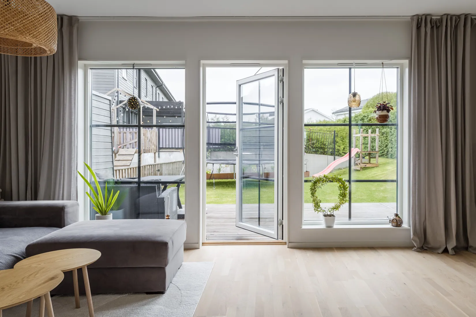 Radhus, Hasselbacksvägen 5E, Lanna, Lekeberg
