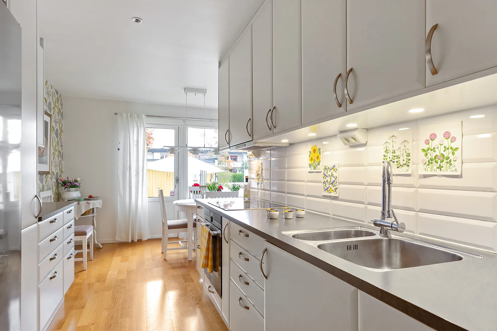 Radhus, Polkettstigen 87, Brunna, Upplands-Bro