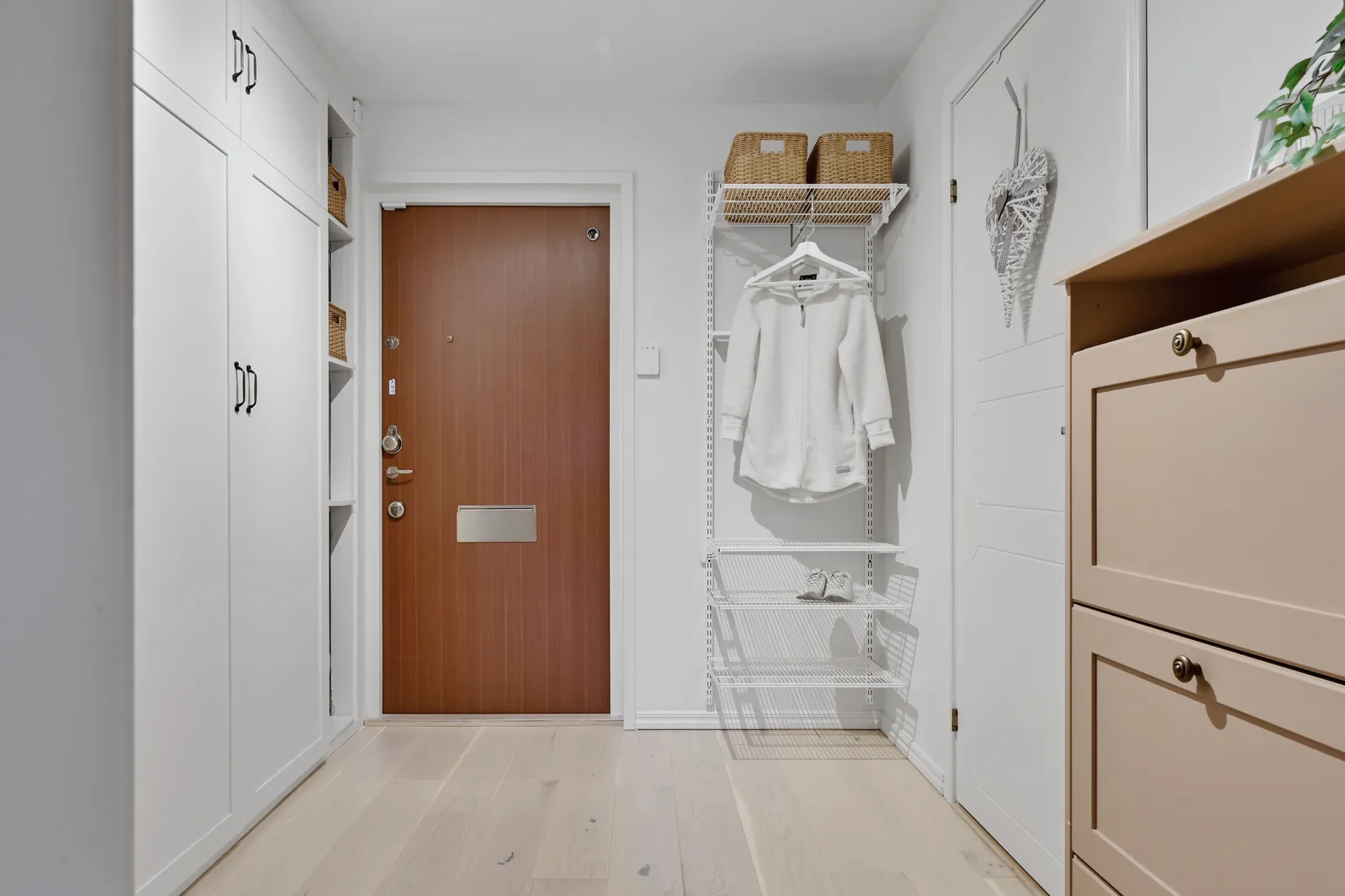 Bostadsrätt, Kvartalsvägen 14, Jakobsberg, Järfälla