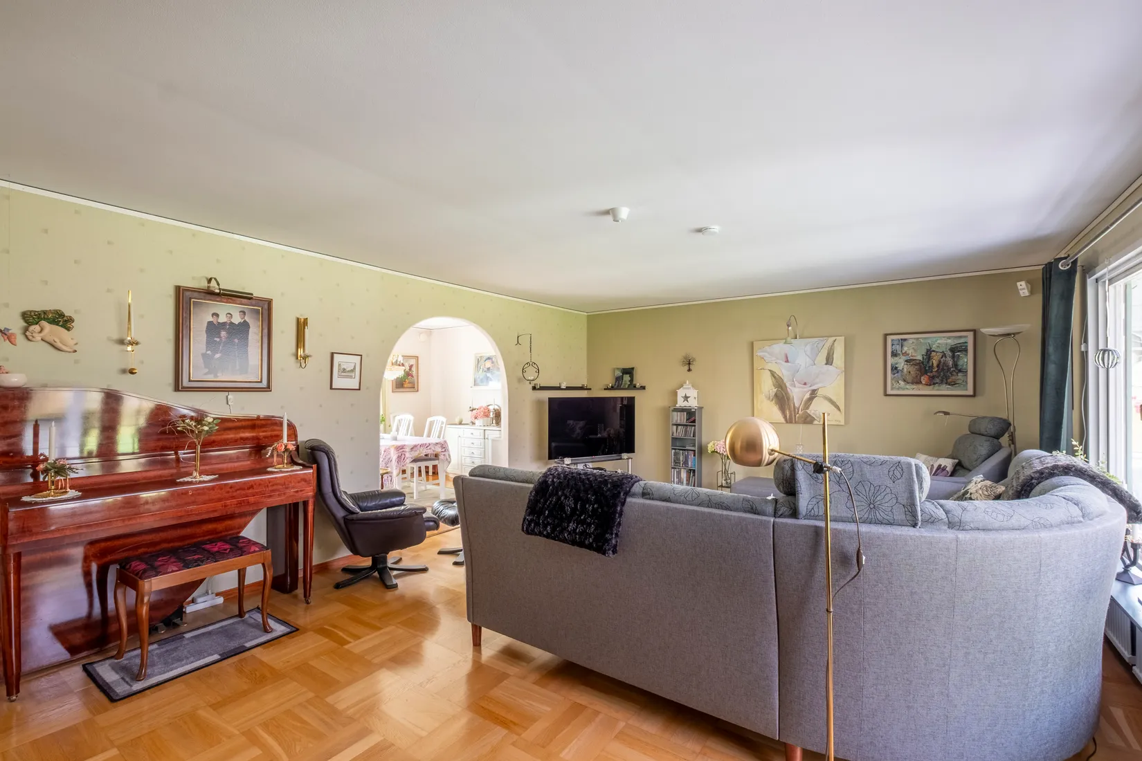 Villa, Högvallavägen 39, Hållsta, Eskilstuna