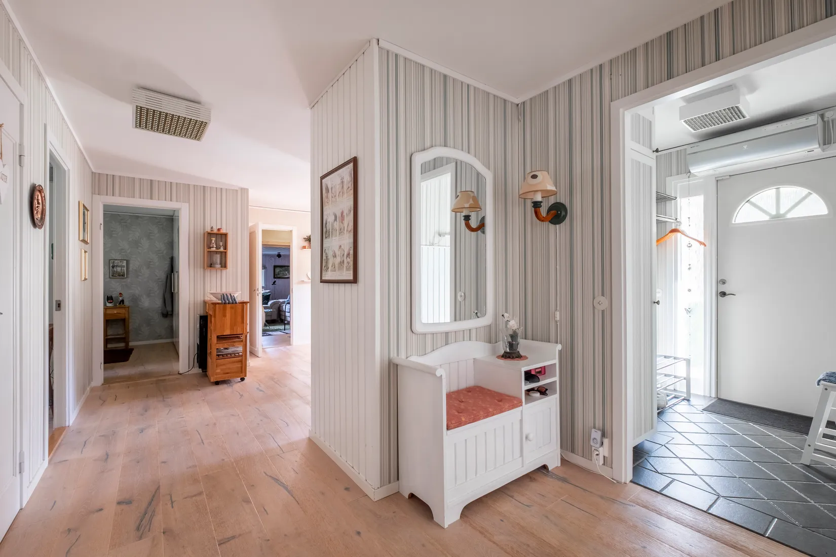 Villa, Högvallavägen 39, Hållsta, Eskilstuna