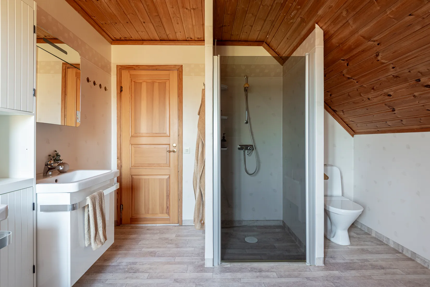 Villa, Matskedsgatan 11, Skälby, Västerås