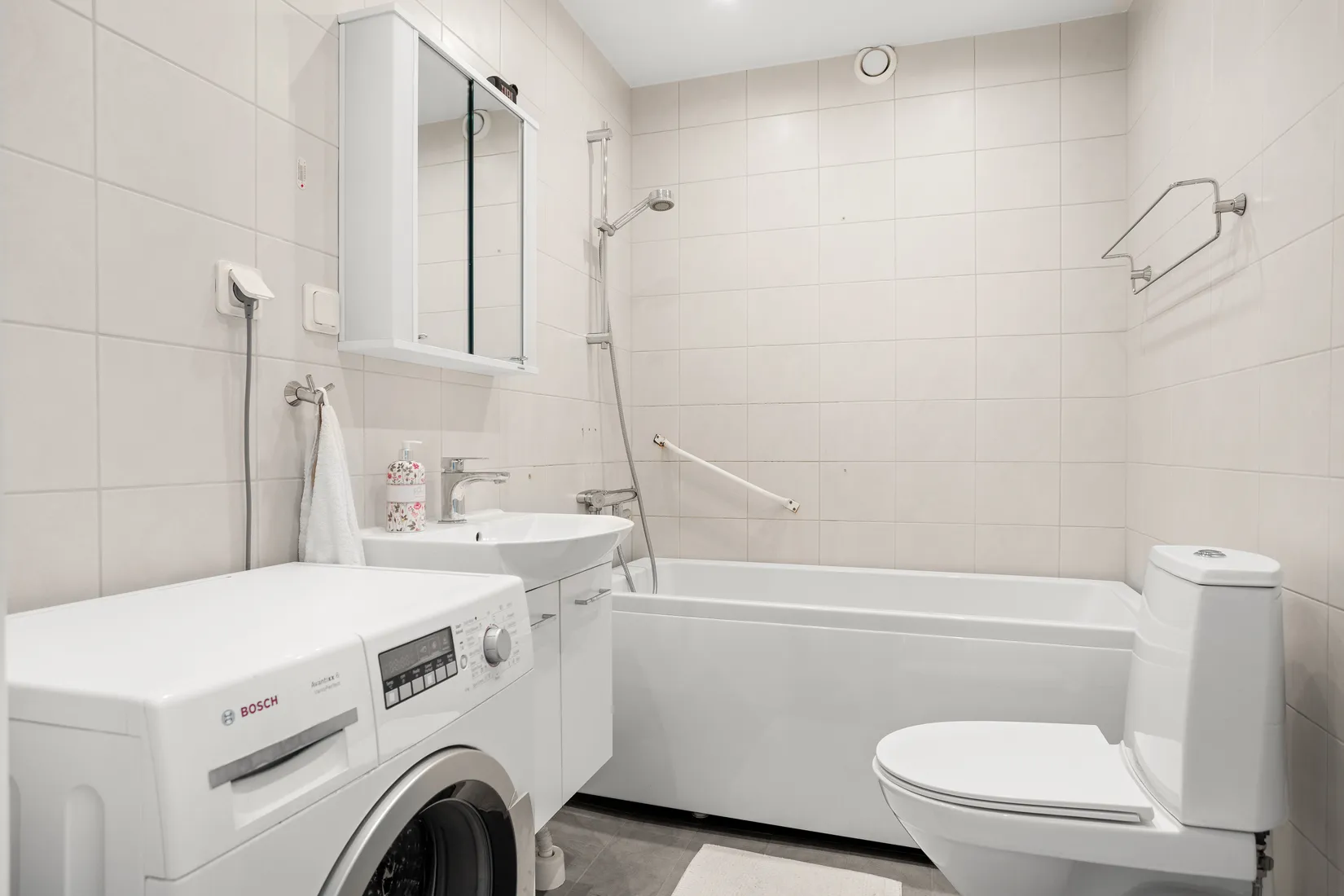 Bostadsrätt, Åkerbyvägen 142, Täby C -  Åkerbyvägen, Täby