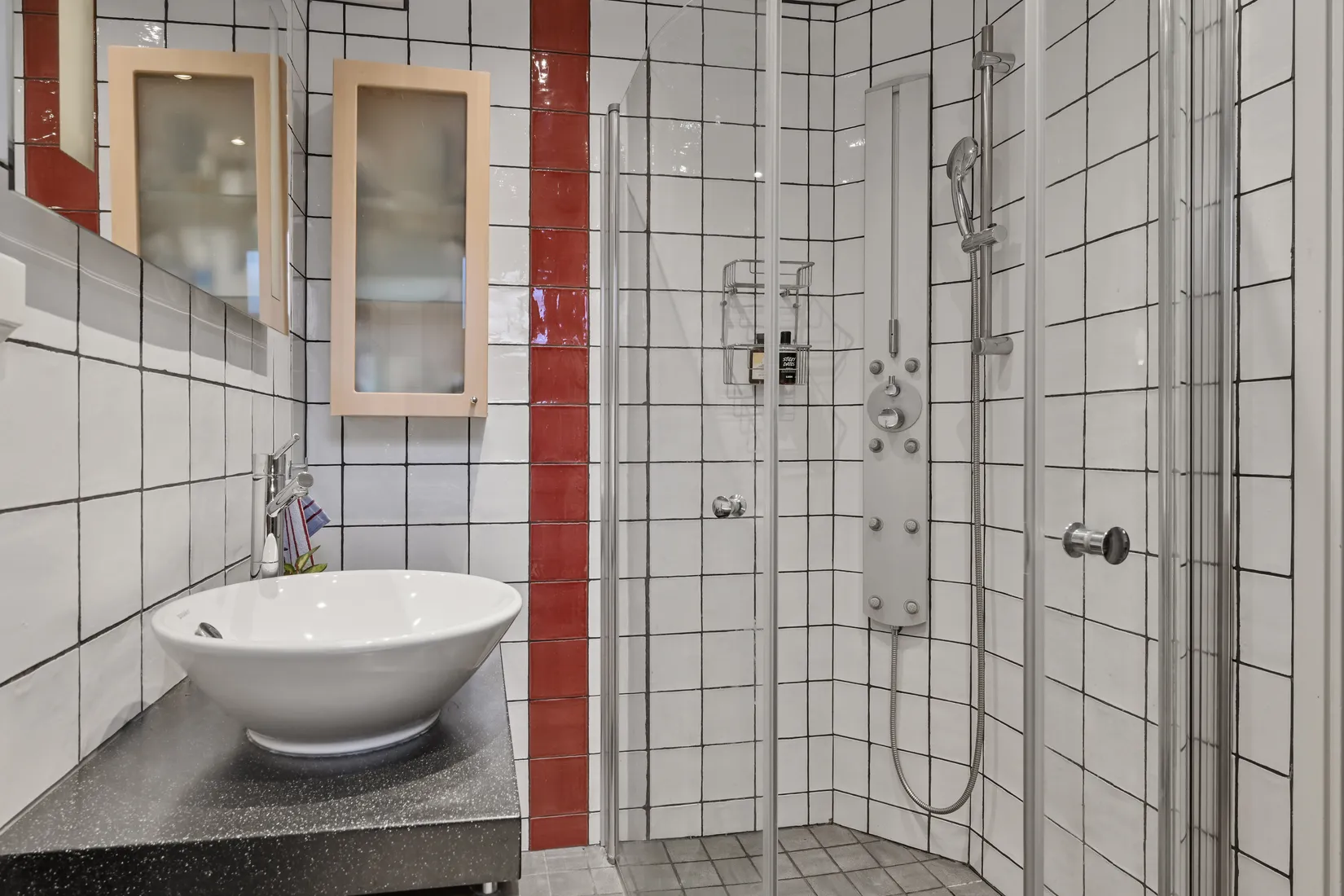Radhus, Starrgränd 24, Viby, Sollentuna