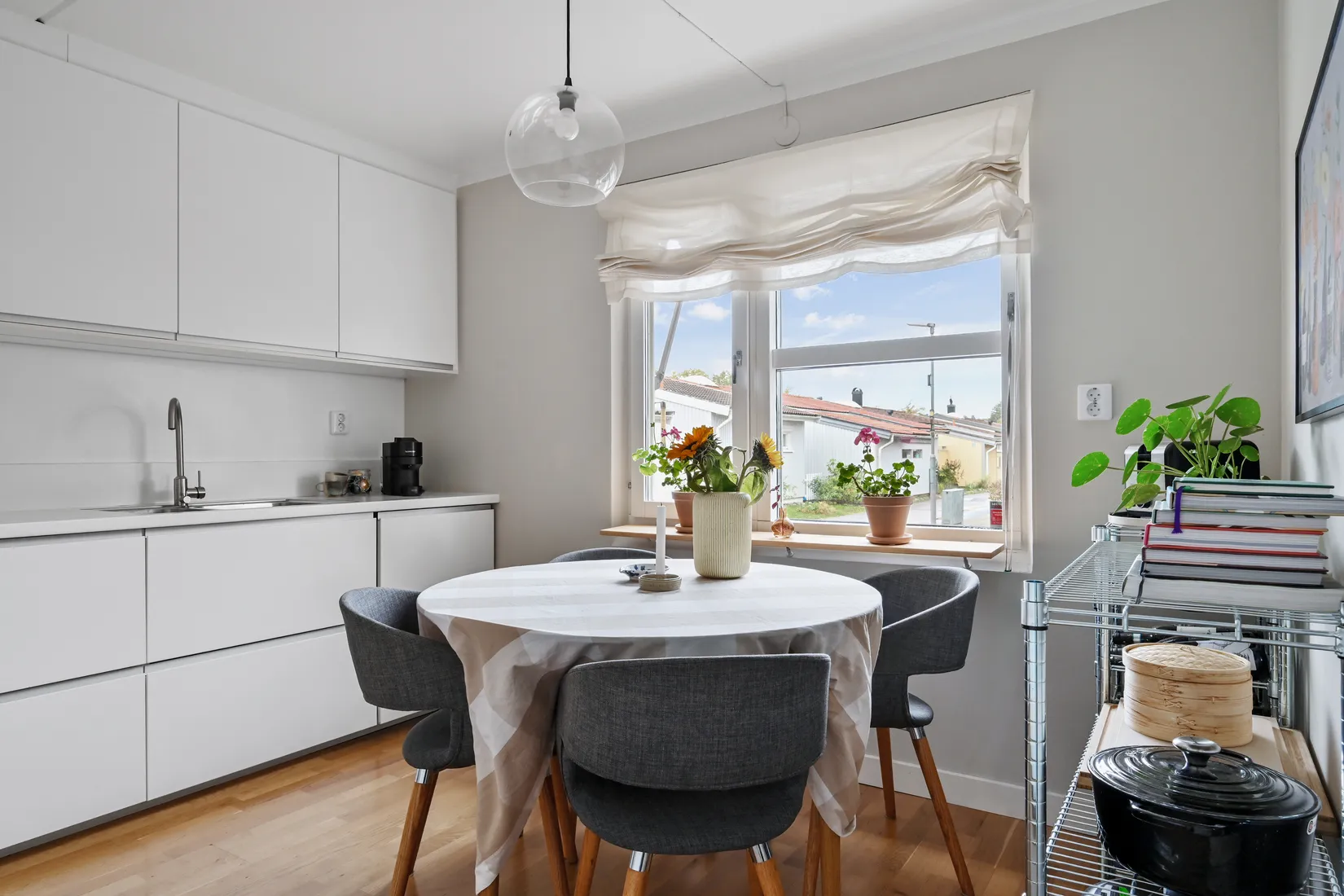 Radhus, Starrgränd 24, Viby, Sollentuna