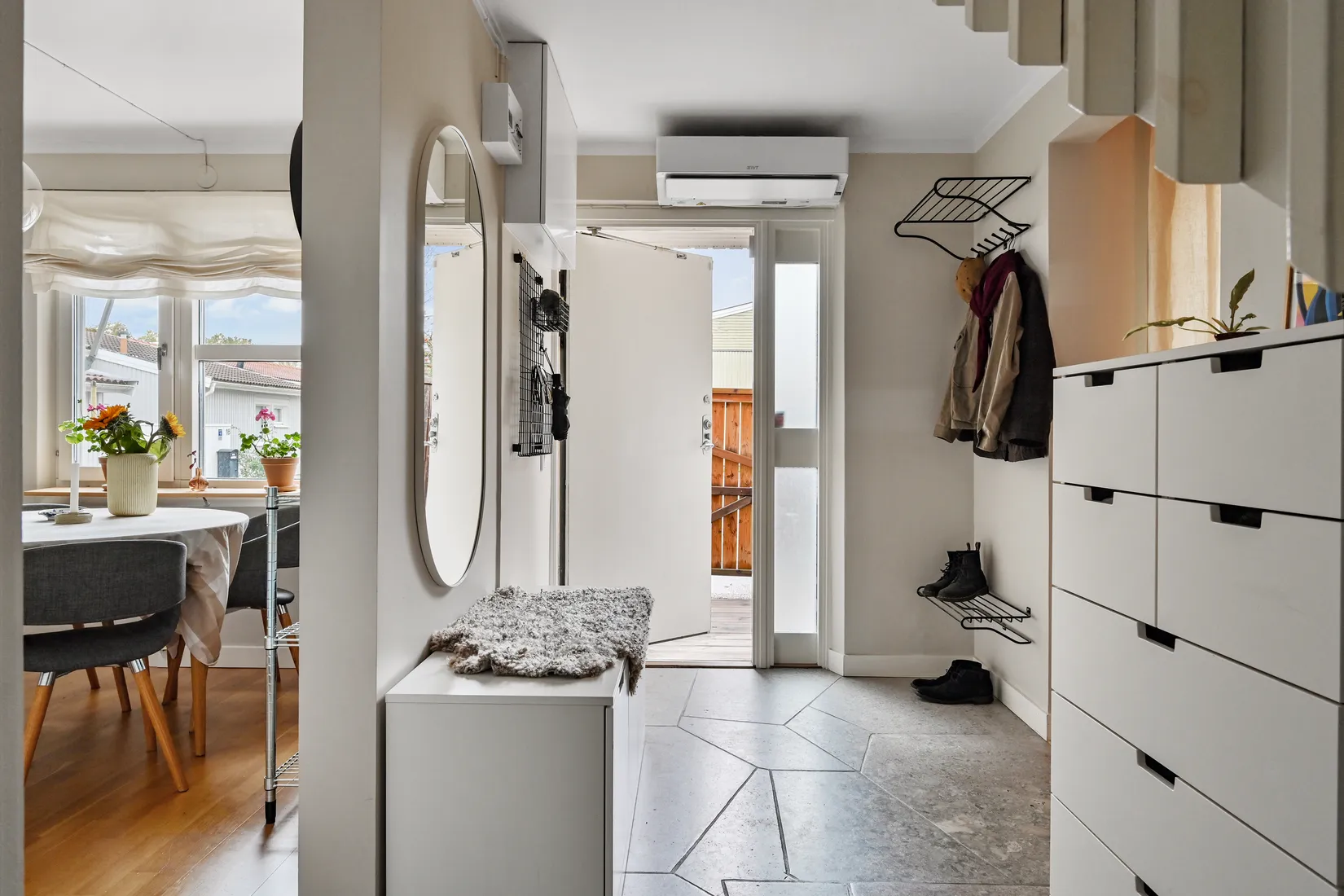Radhus, Starrgränd 24, Viby, Sollentuna