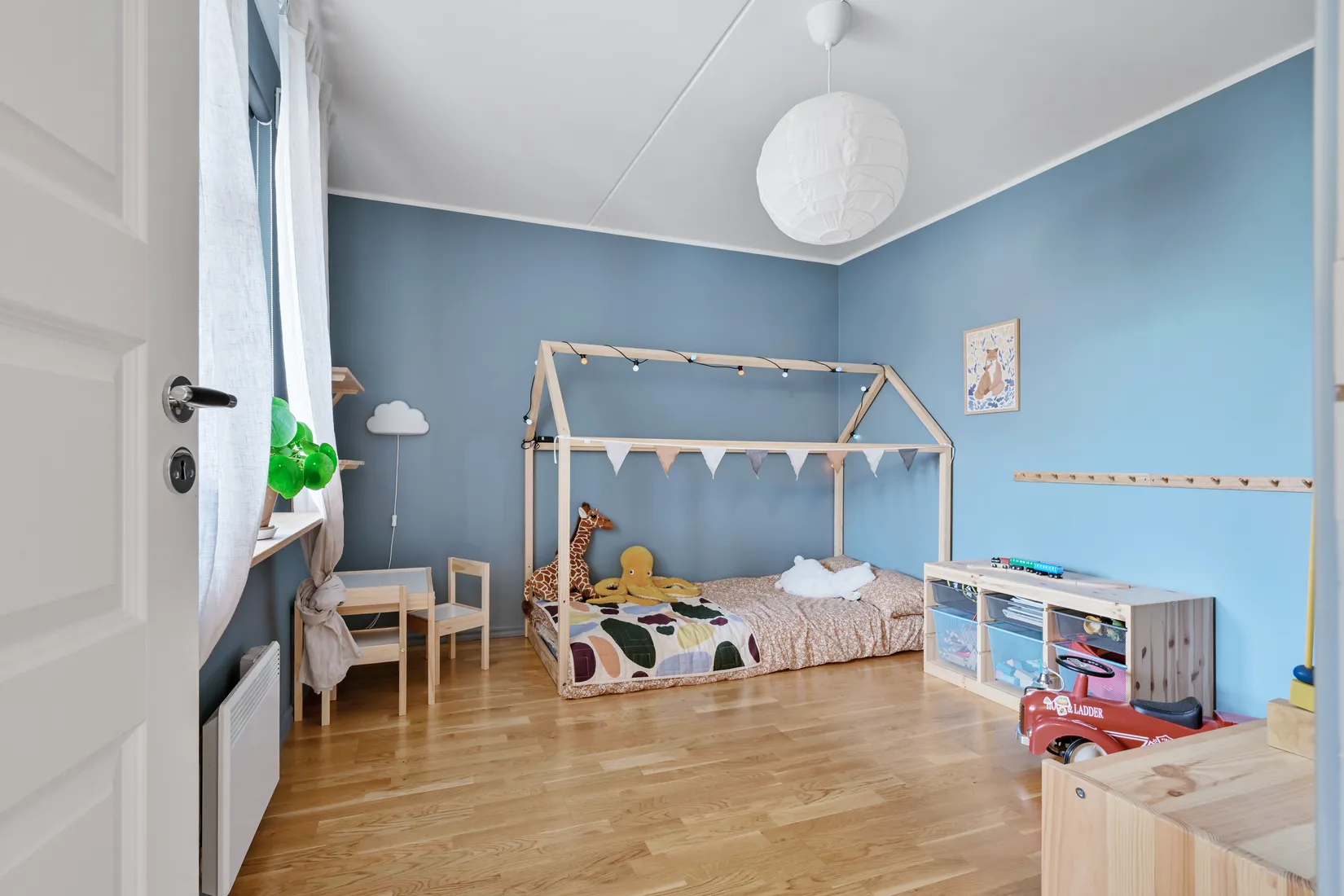 Radhus, Starrgränd 24, Viby, Sollentuna