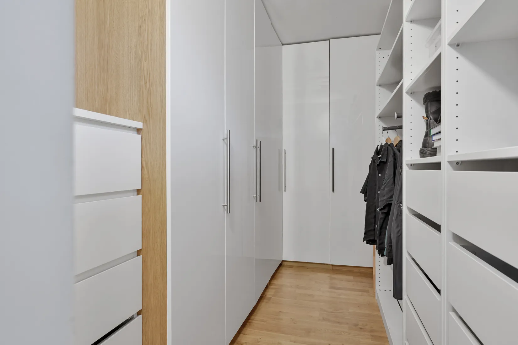 Radhus, Starrgränd 24, Viby, Sollentuna