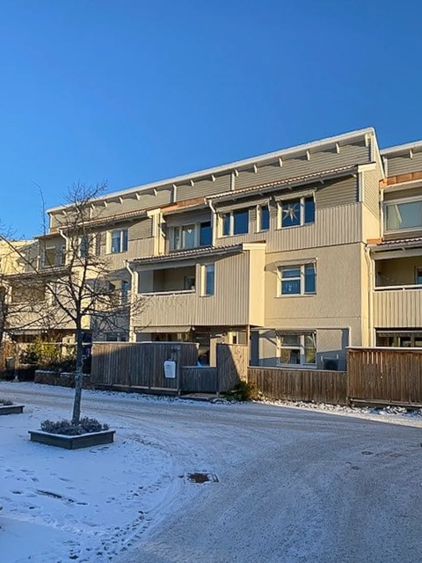 Radhus, Starrgränd 24, Viby, Sollentuna