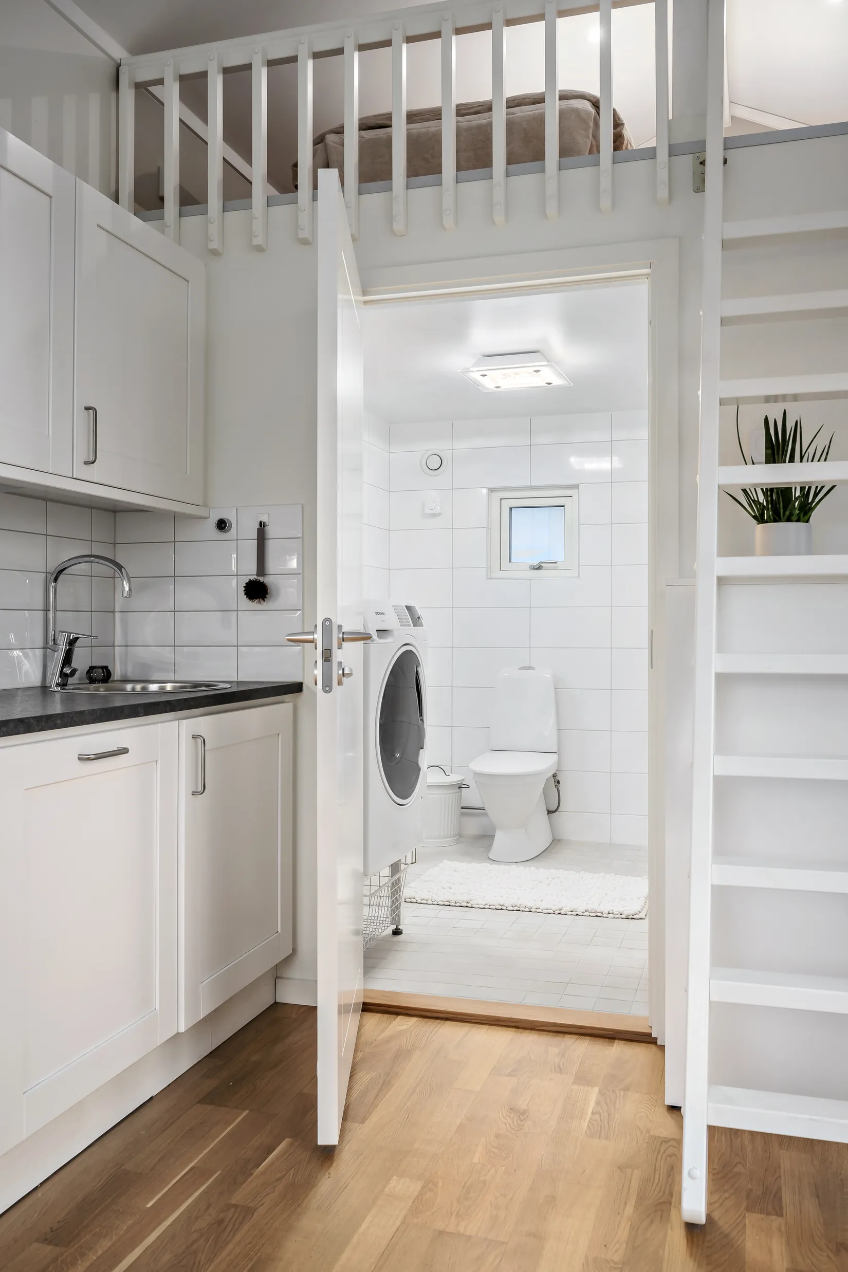Radhus, Klavebacken 21C, Länna, Huddinge
