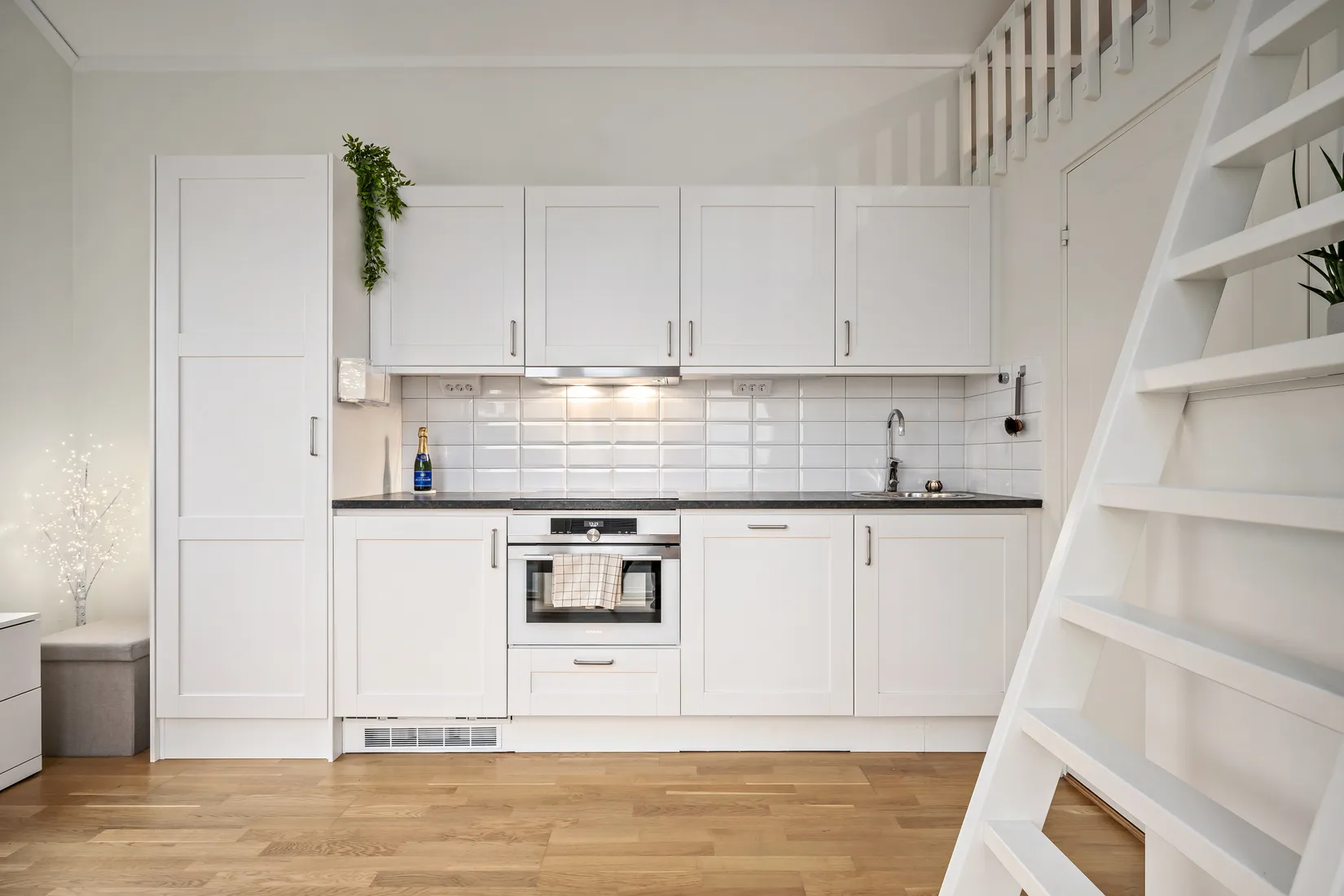 Radhus, Klavebacken 21C, Länna, Huddinge