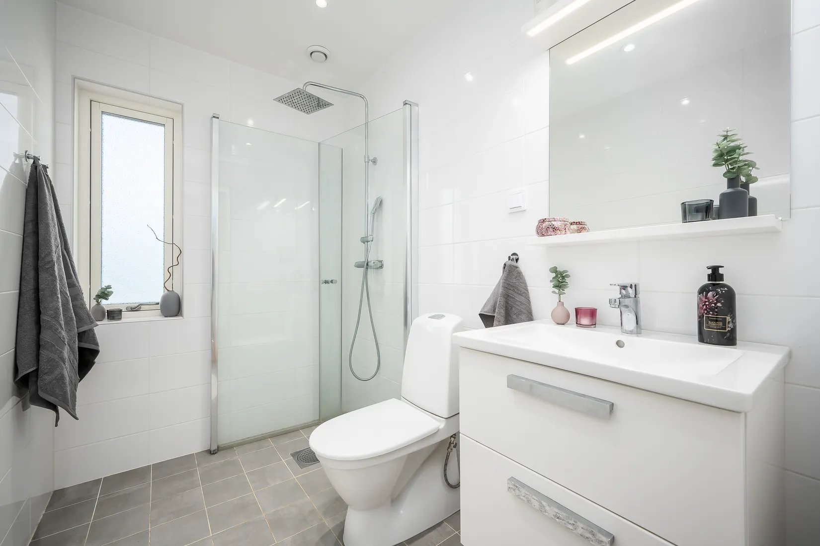 Bostadsrätt, Björnvägen 13C, Länna, Huddinge