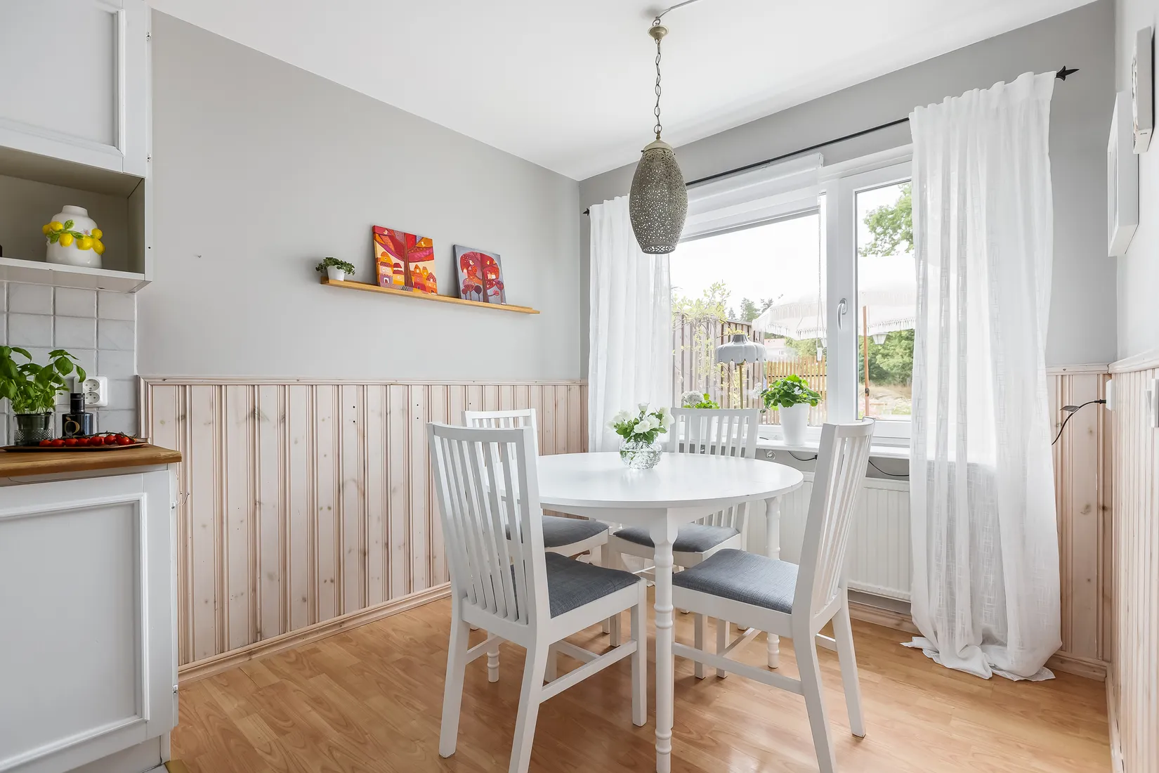 Radhus, Klangvägen 11, Skogås, Huddinge