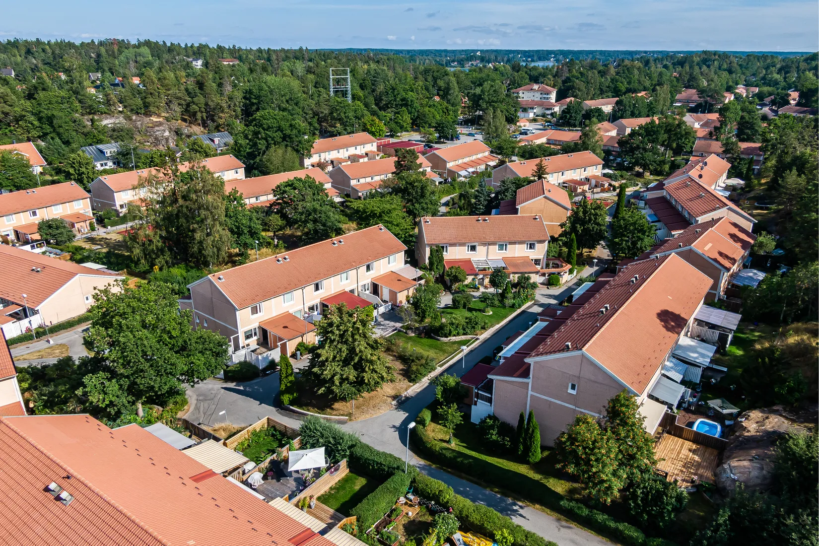 Radhus, Klangvägen 11, Skogås, Huddinge