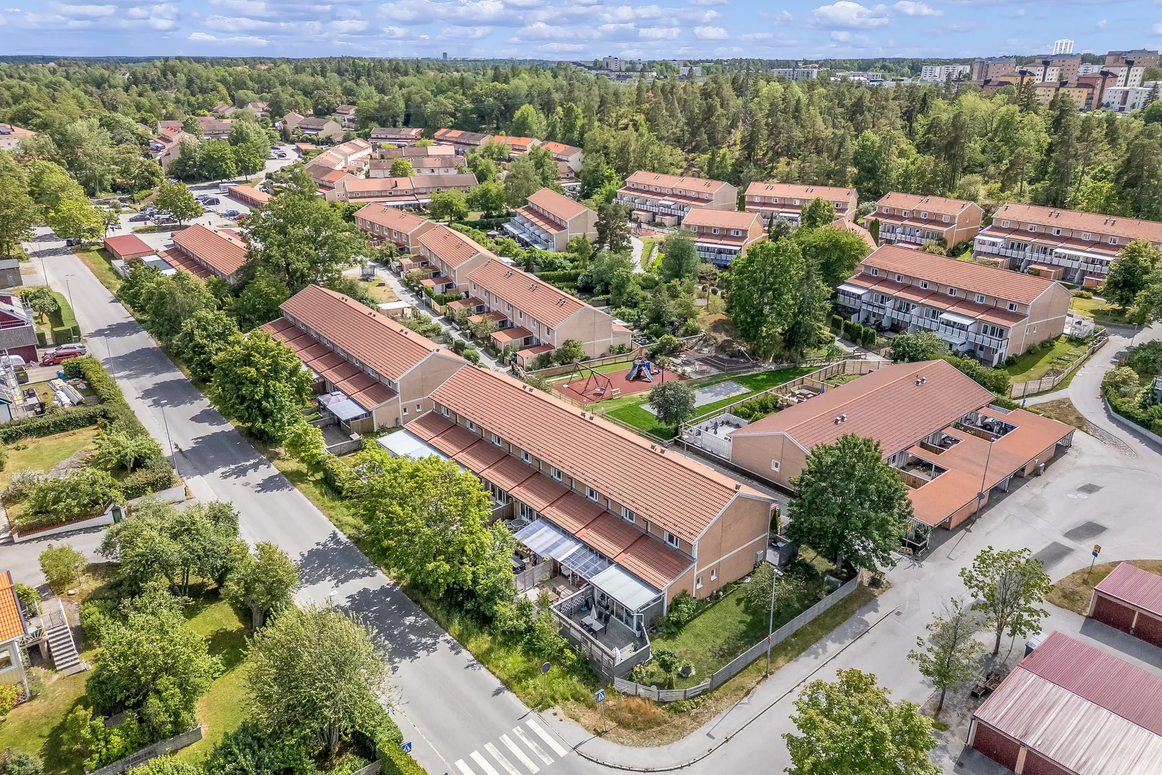 Radhus, Klangvägen 11, Skogås, Huddinge