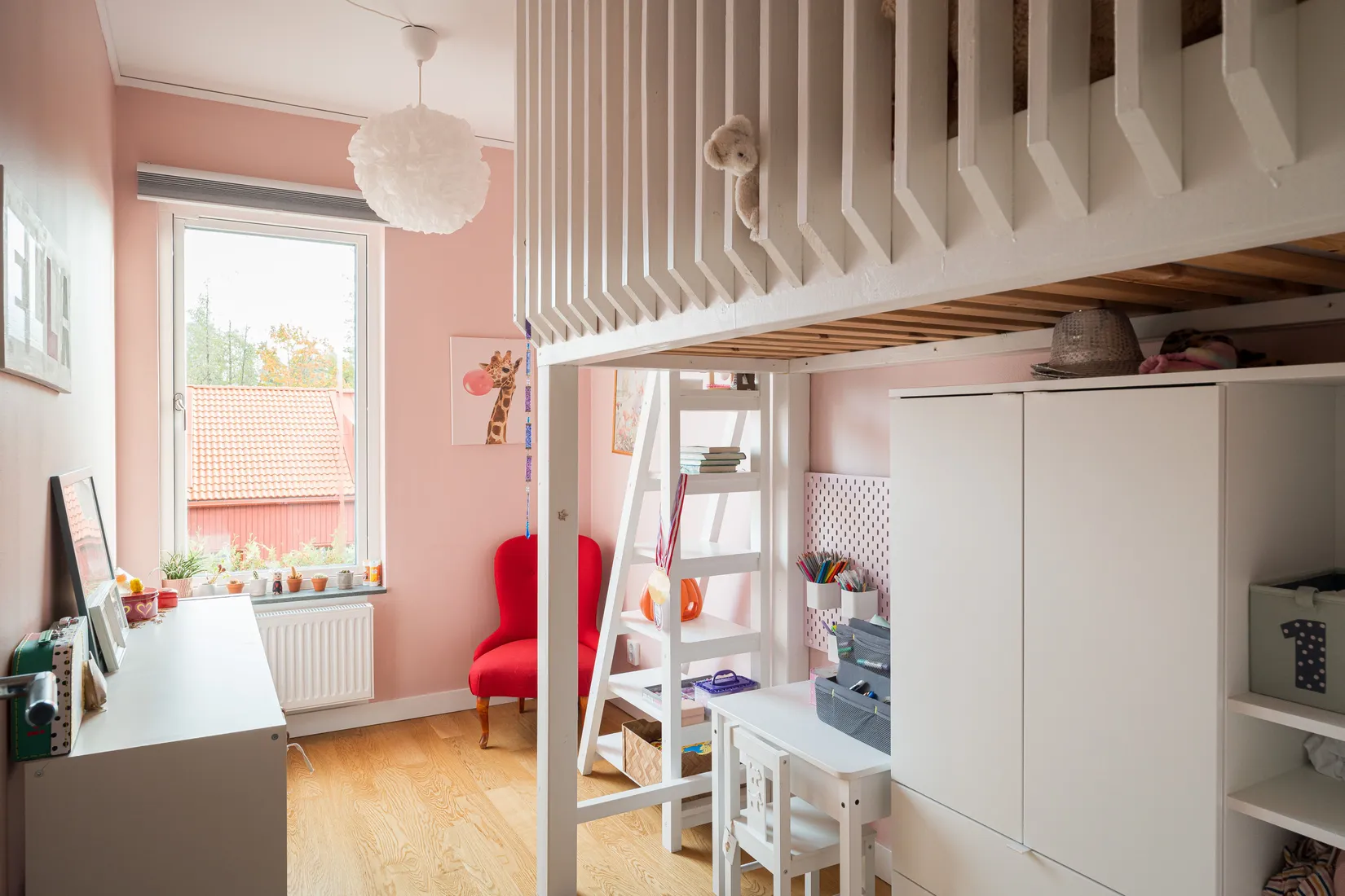 Radhus, Rådans gårdsväg 39, Silverdal, Sollentuna