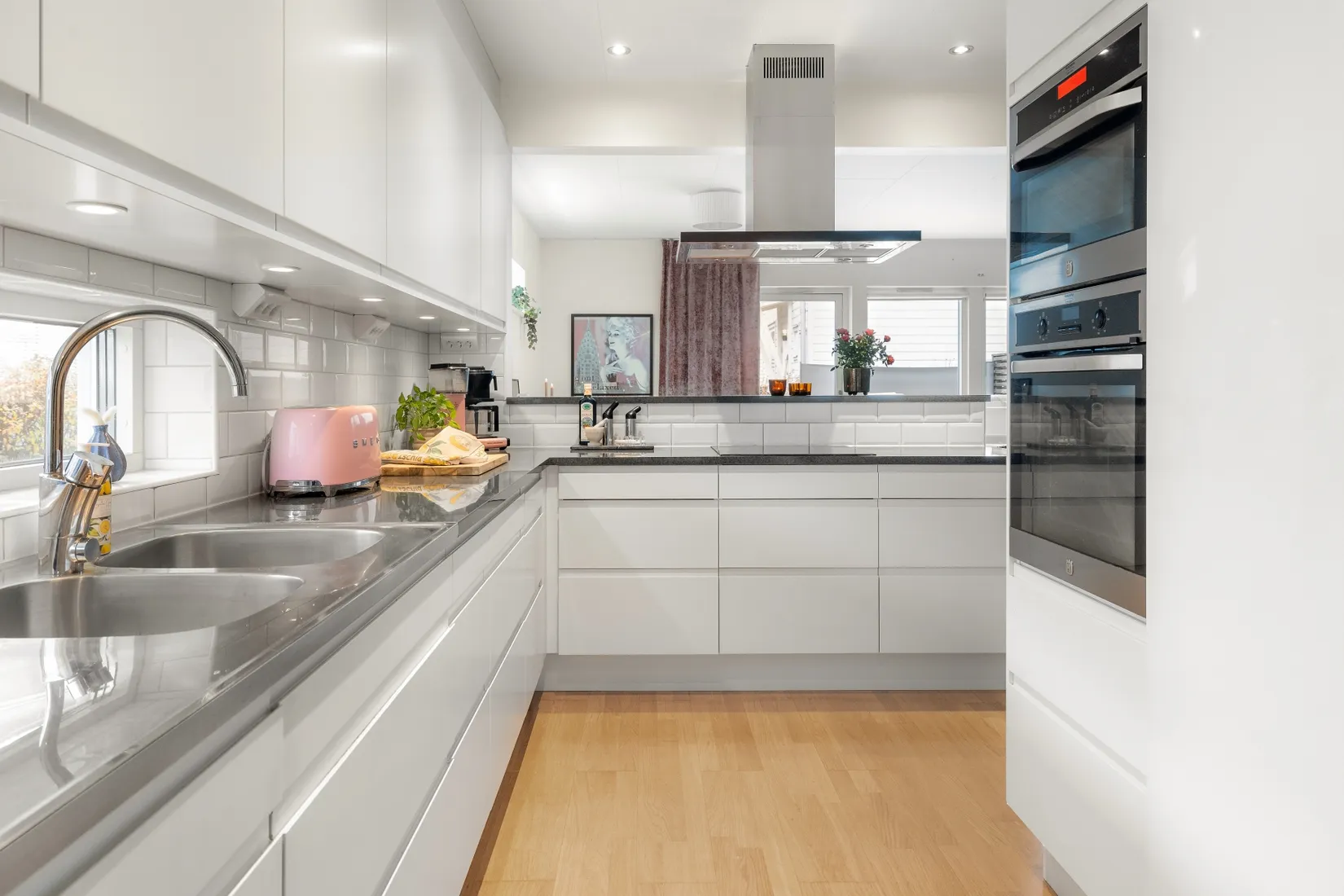 Radhus, Norra Atriumvägen 32, Kvisslingby, Österåker