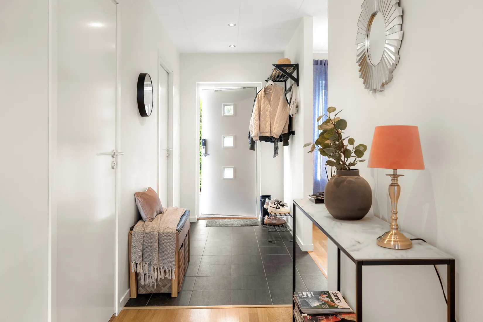 Radhus, Norra Atriumvägen 32, Kvisslingby, Österåker