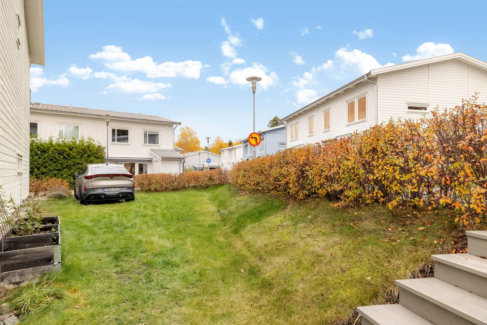 Radhus, Norra Atriumvägen 32, Kvisslingby, Österåker