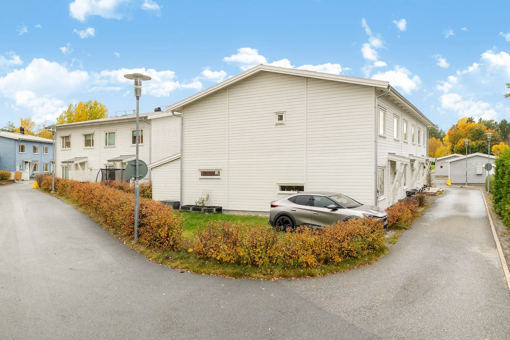 Radhus, Norra Atriumvägen 32, Kvisslingby, Österåker