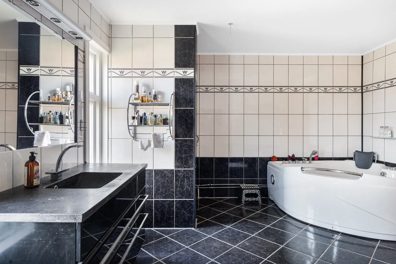 Villa, Karl Jakobs väg 4, Knösö, Karlskrona