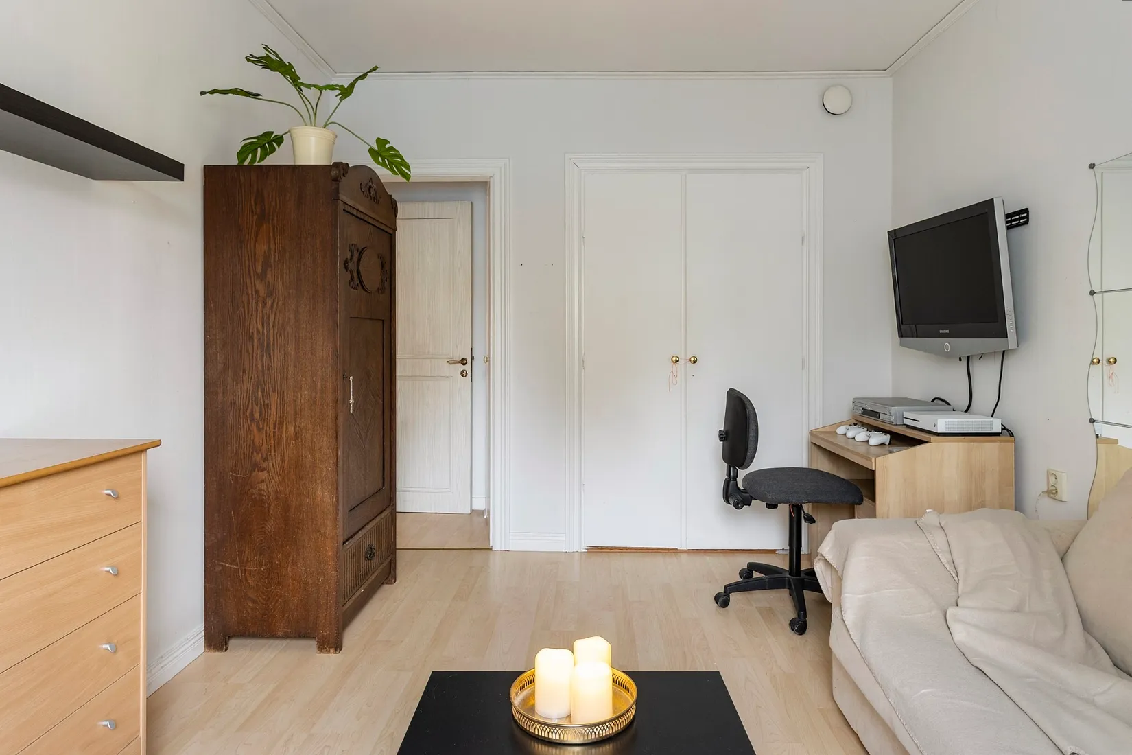 Radhus, Hanströms väg 1, Skultuna, Västerås